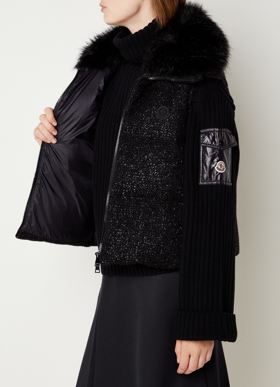 Moncler Carrelet gewatteerde bodywarmer met donsvulling en imitatiebontkraag - detail 4 zwart
