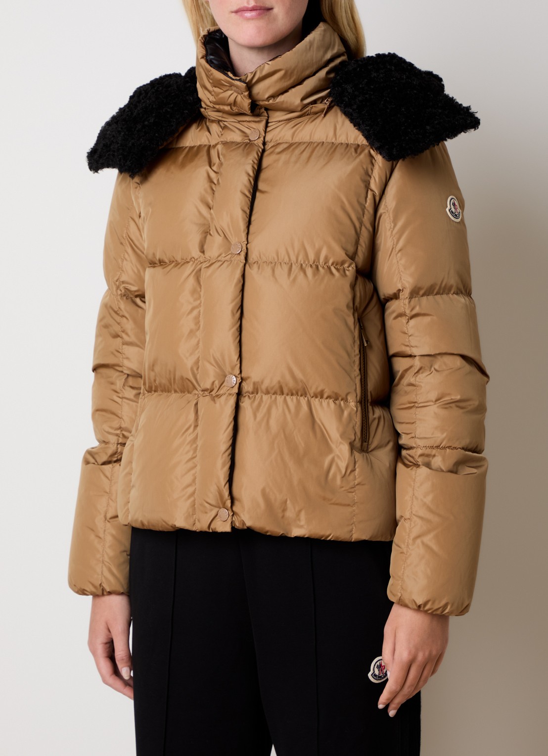 Moncler Castelnou puffer jack met afneembare capuchon - detail 2 camel