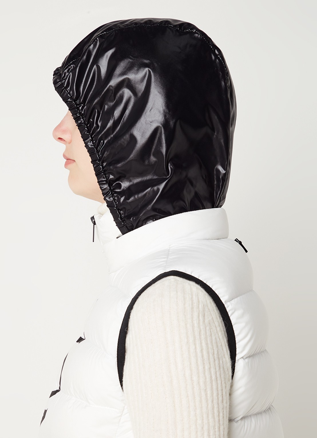 Moncler Cenis bodywarmer met donsvulling en logoprint - detail 4 wit