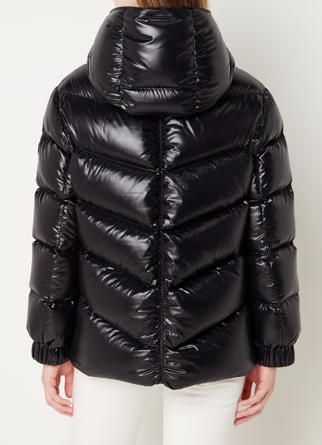Moncler Clair puffer jack met donsvulling en steekzakken  - achterkant zwart