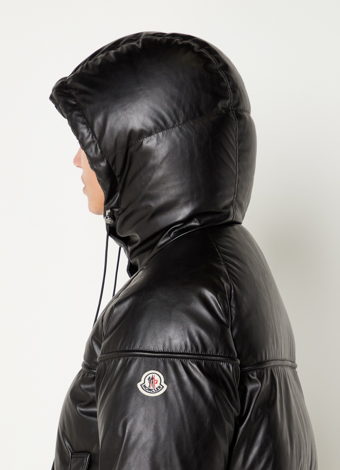 Moncler Clarabide puffer jack met donsvulling - detail 4 zwart