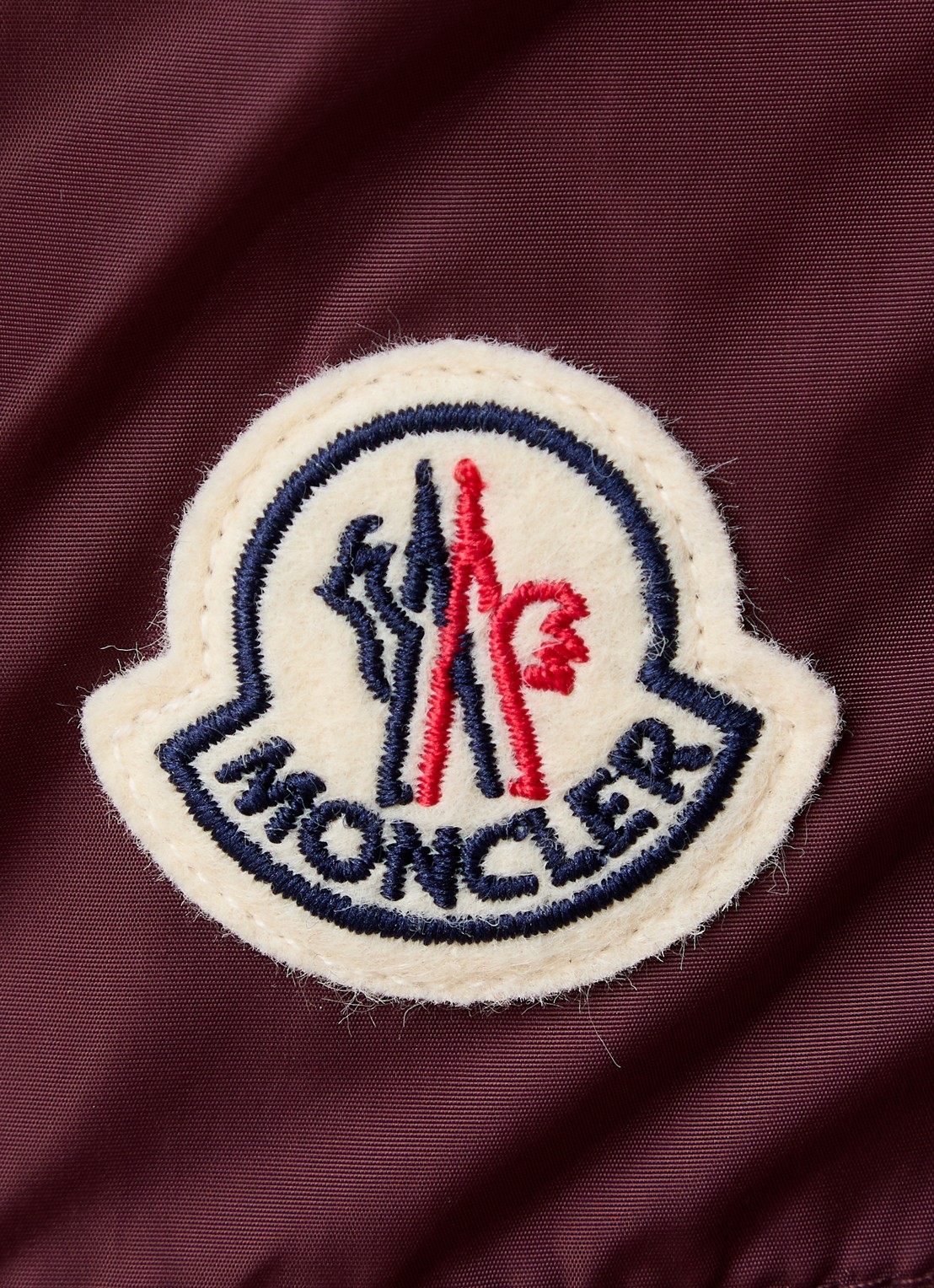 Moncler Classic zwemshorts met logo en steekzakken - detail 5 bordeauxrood