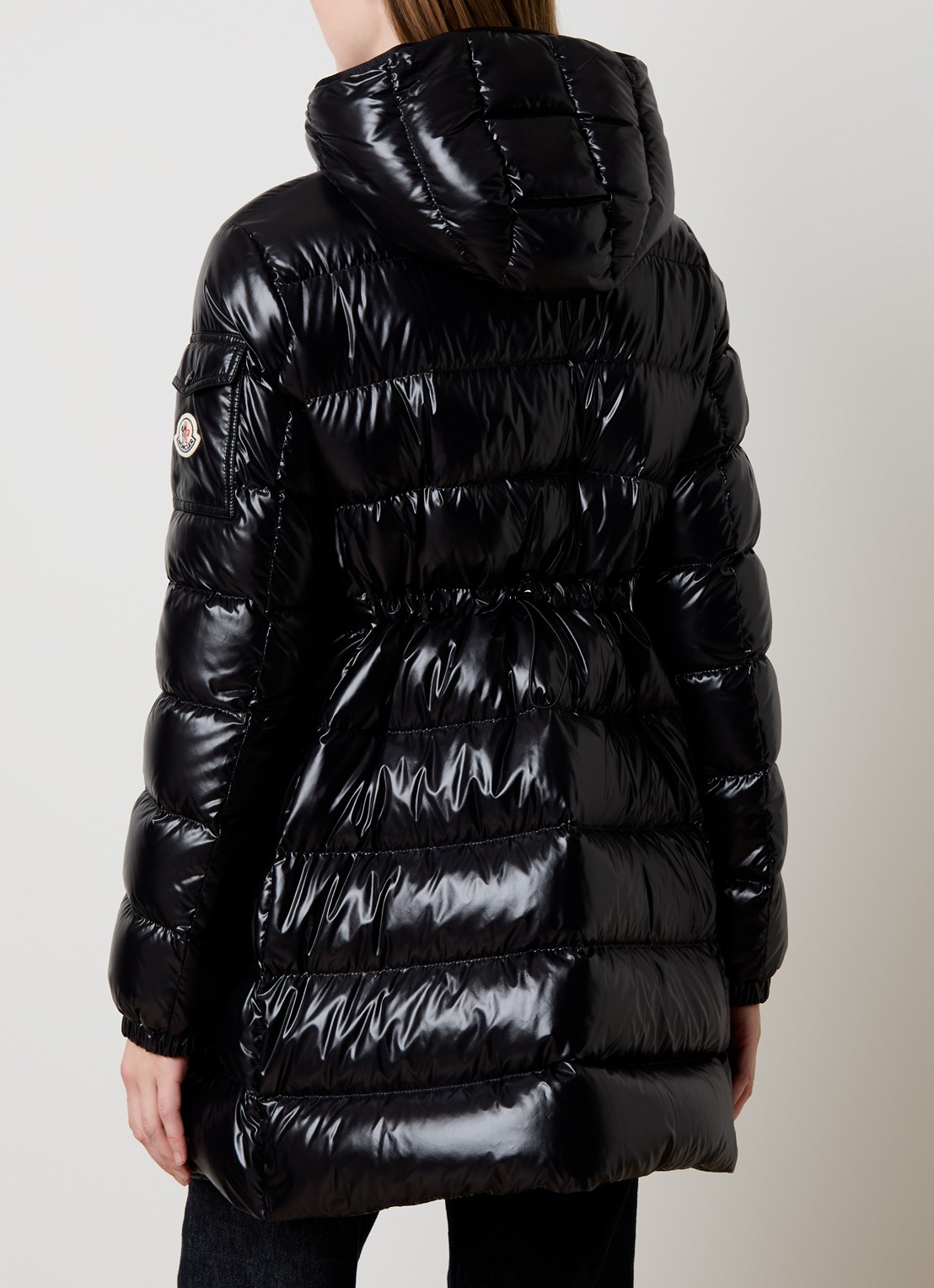 Moncler Courcelle longline puffer jas met glanzende finish en logo - achterkant 6 zwart
