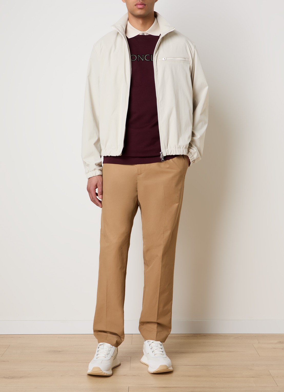 Moncler Danby bomberjack met steekzakken - voorkant 2 beige