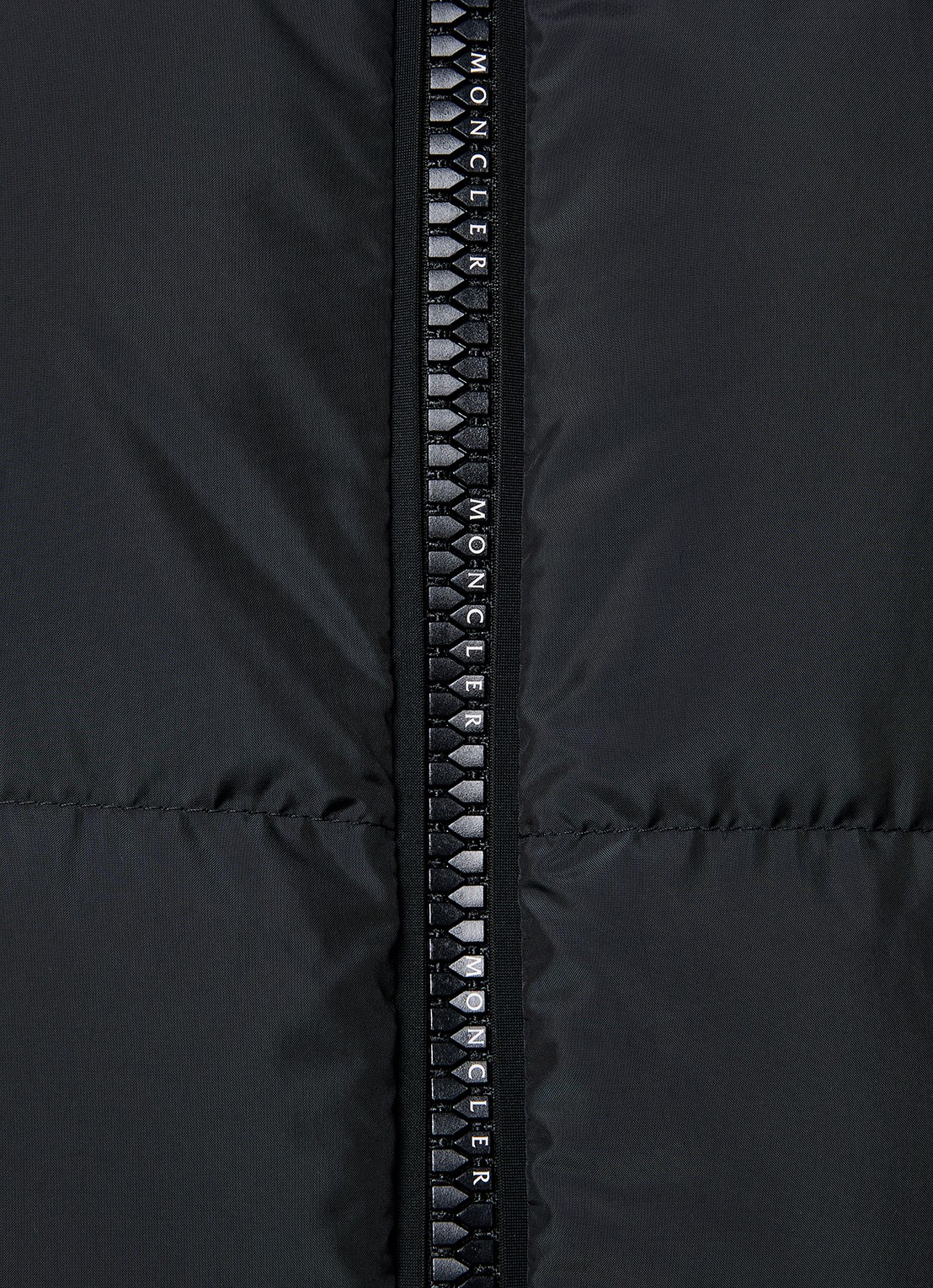 Moncler Erterle puffer jack met donsvulling en steekzakken - detail 6 zwart