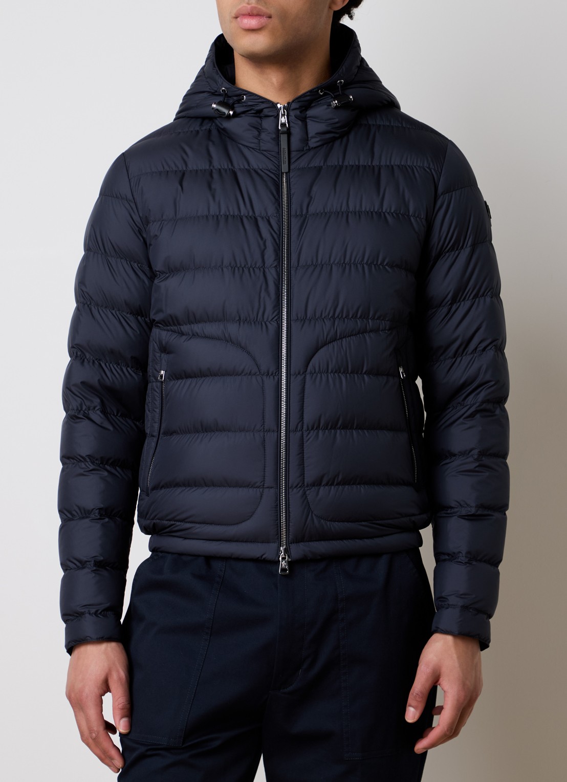 Moncler Estriere gewatteerde jas met donsvulling en capuchon  - detail donkerblauw