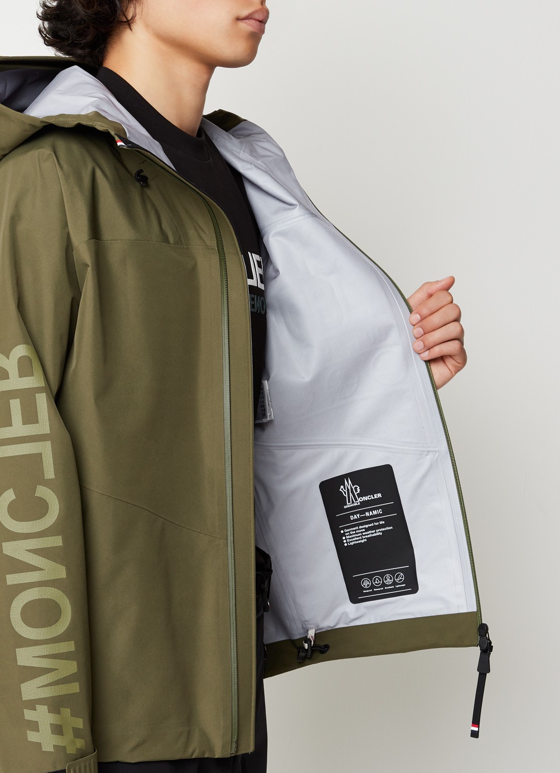 Moncler Fel Gore-Tex  lightweight windjack met ritszakken - detail 4 groen