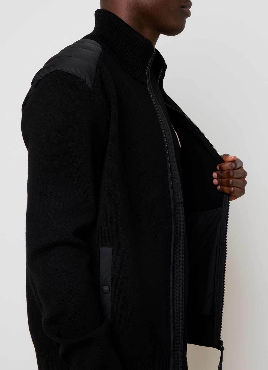 Moncler Fijngebreid vest van scheerwol met donsvulling - detail 3 zwart