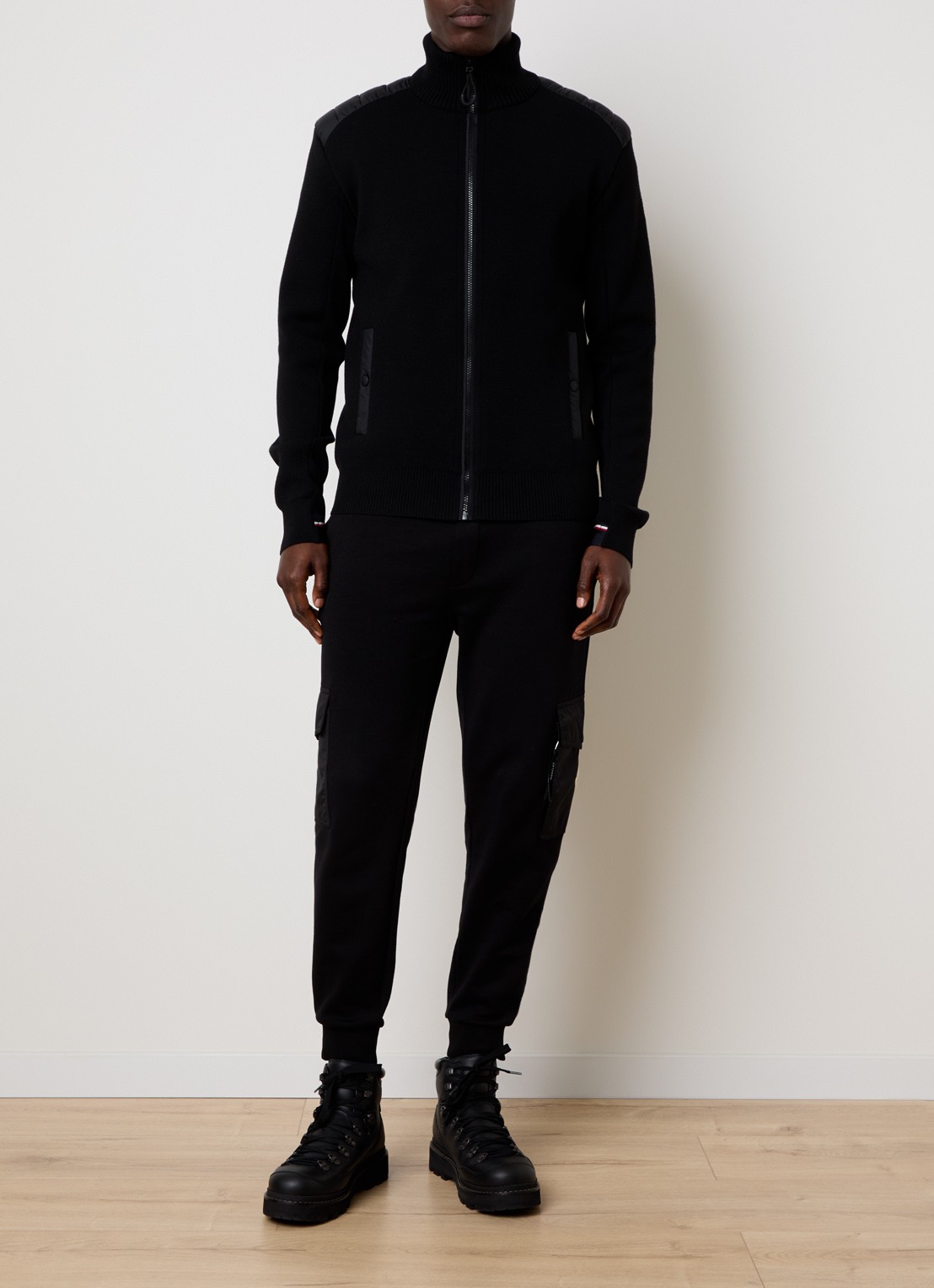 Moncler Fijngebreid vest van scheerwol met donsvulling - voorkant 6 zwart
