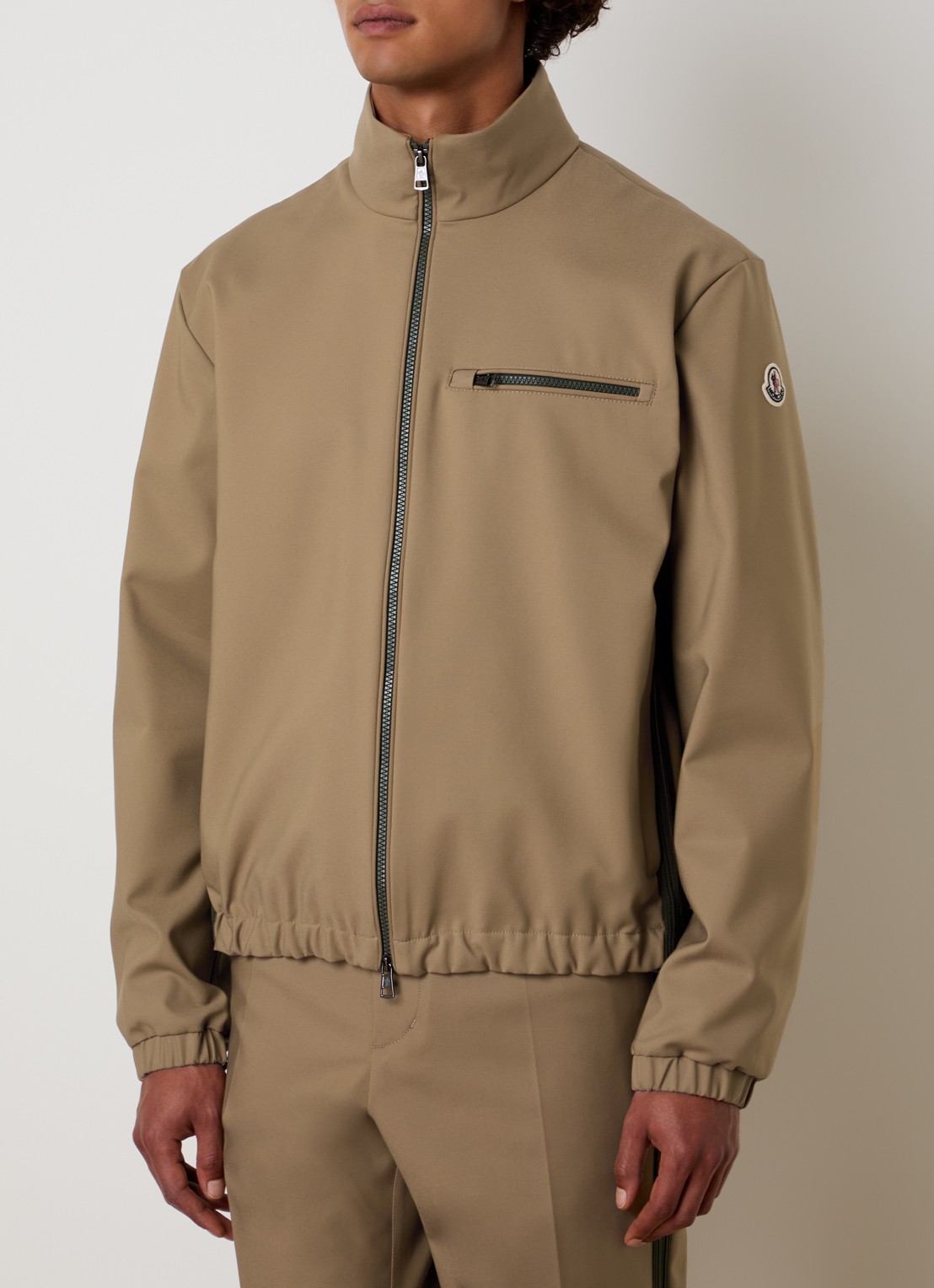 Moncler Fourioun jack met ritszakken en logo - detail 4 zand