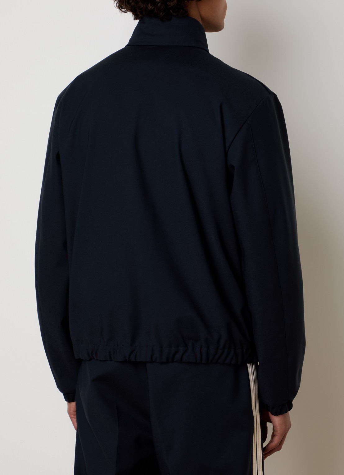 Moncler Fourioun jack met ritszakken en logo - achterkant donkerblauw