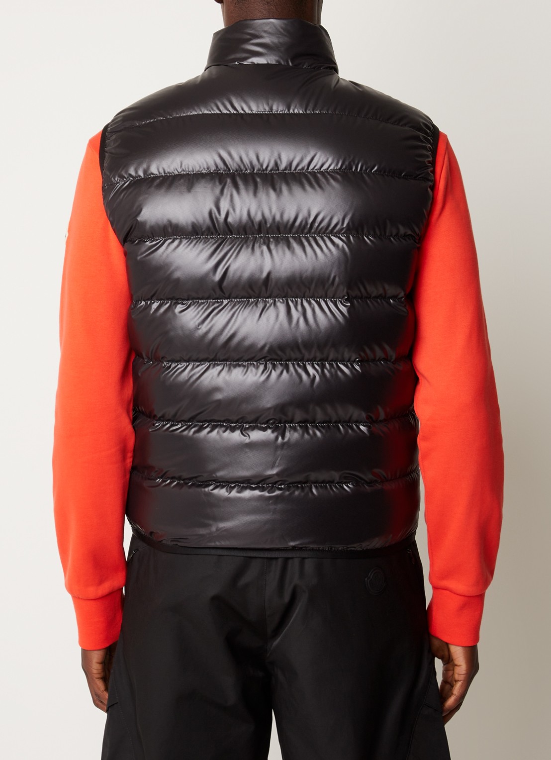 Moncler Gewatteerde bodywarmer met donsvulling - achterkant 6 zwart