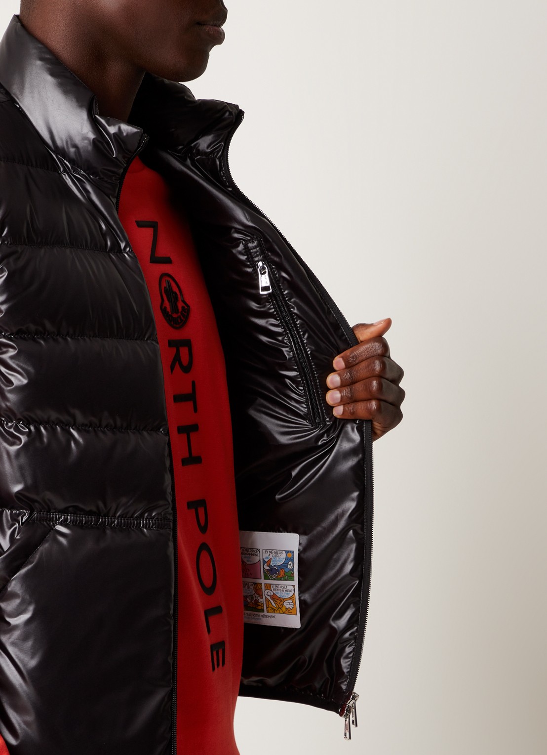 Moncler Gewatteerde bodywarmer met donsvulling - detail 4 zwart
