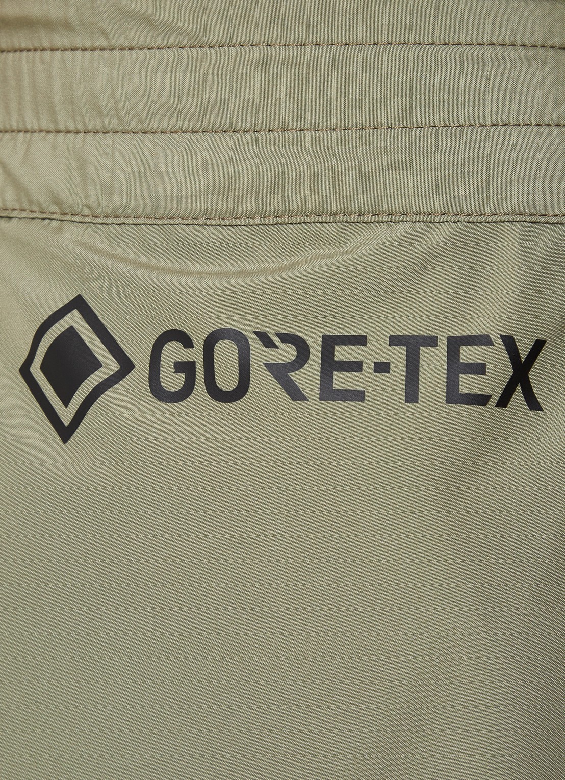 Moncler Gore-Tex tapered fit joggingbroek van softshell met ritszakken - detail 6 mosgroen