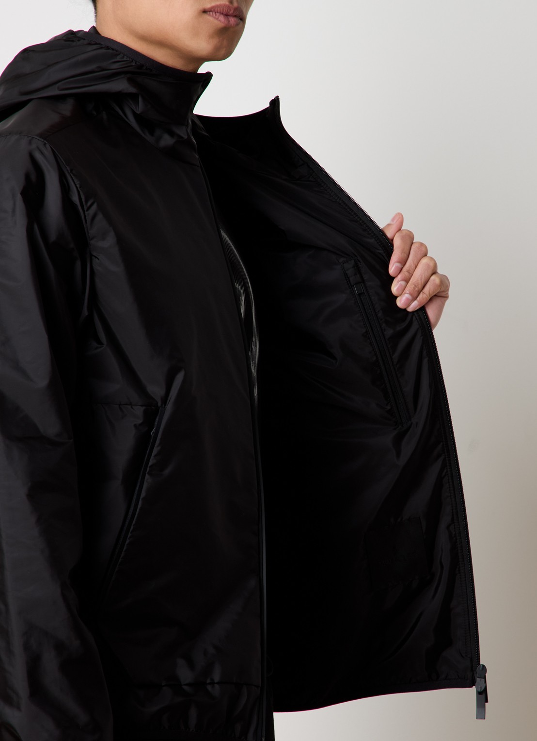 Moncler Granier windjack met backprint en waterafstotende coating - detail 2 zwart