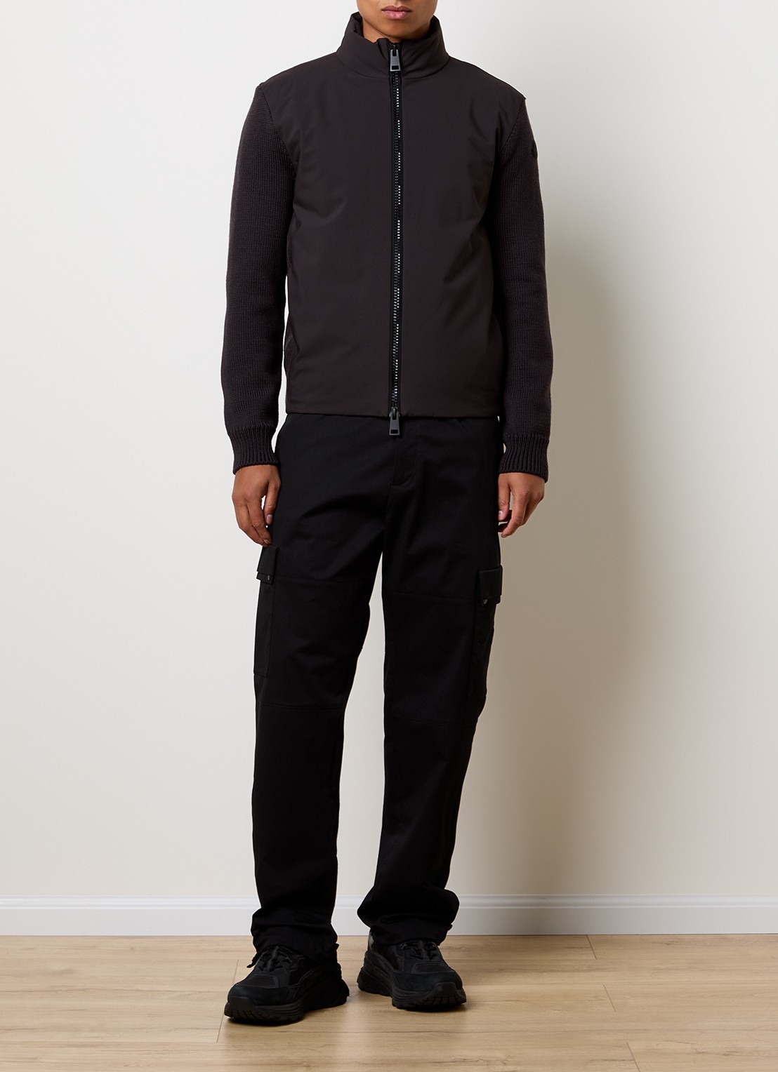 Moncler Grofgebreid vest van scheerwol met gewatteerd voorpand - voorkant 5 donkerbruin