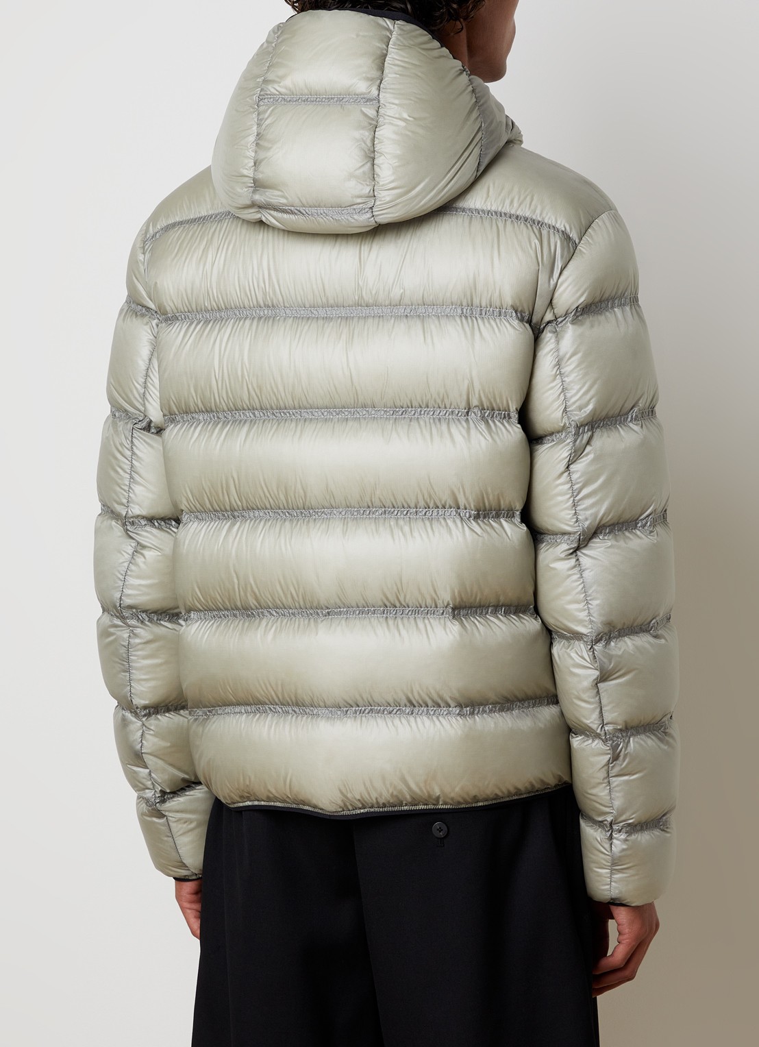 Moncler Guadiana puffer jack met donsvulling en capuchon - achterkant 3 lichtgrijs