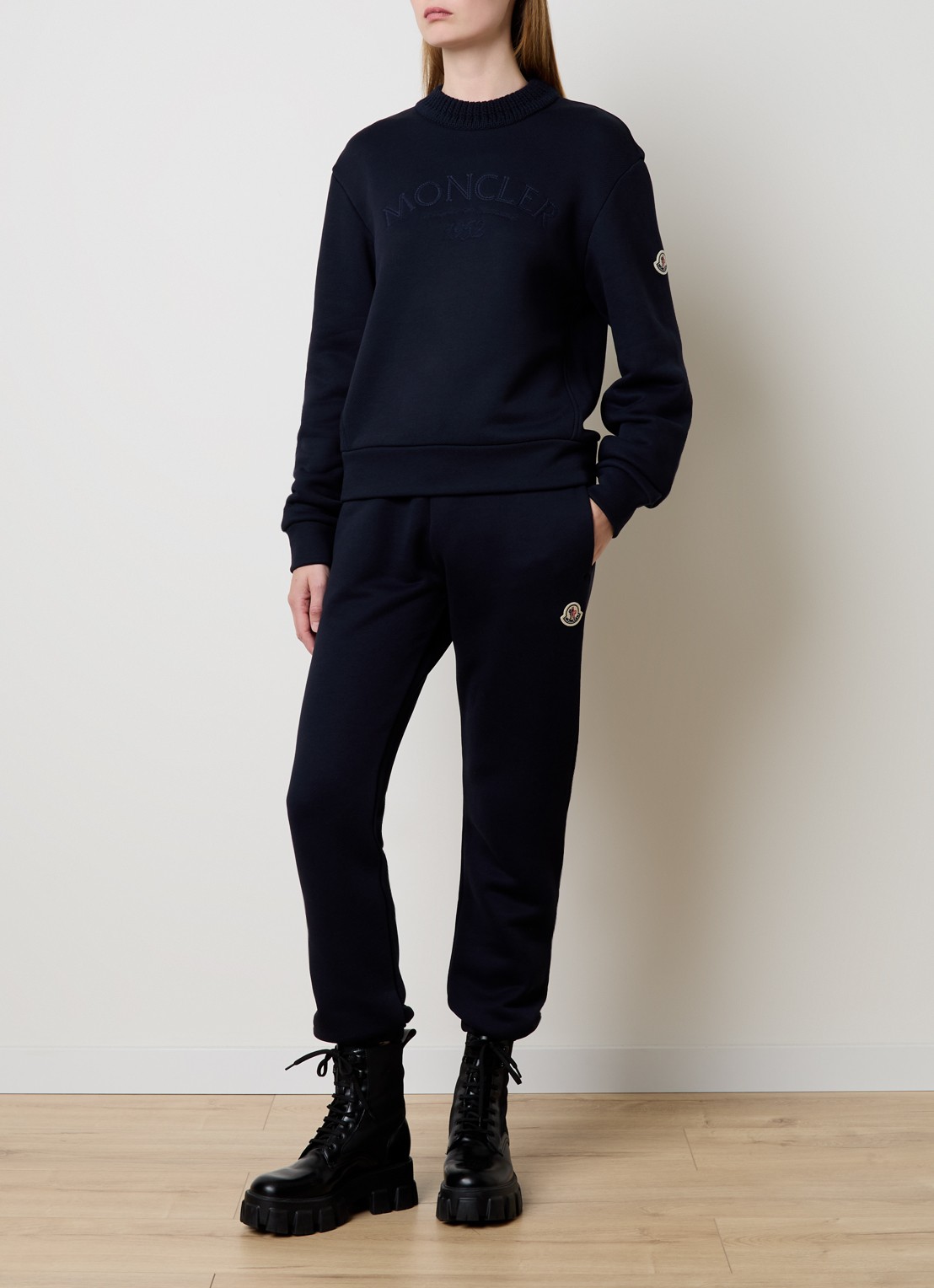 Moncler High waist tapered fit joggingbroek met logo - voorkant 2 donkerblauw