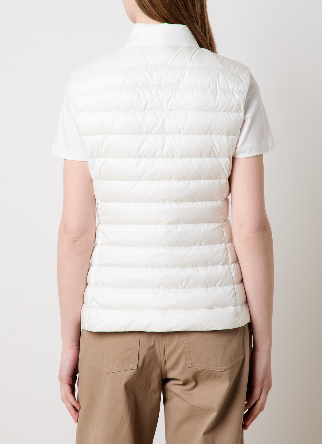 Moncler Igens gewatteerde bodywarmer met donsvulling en logo - achterkant gebroken wit