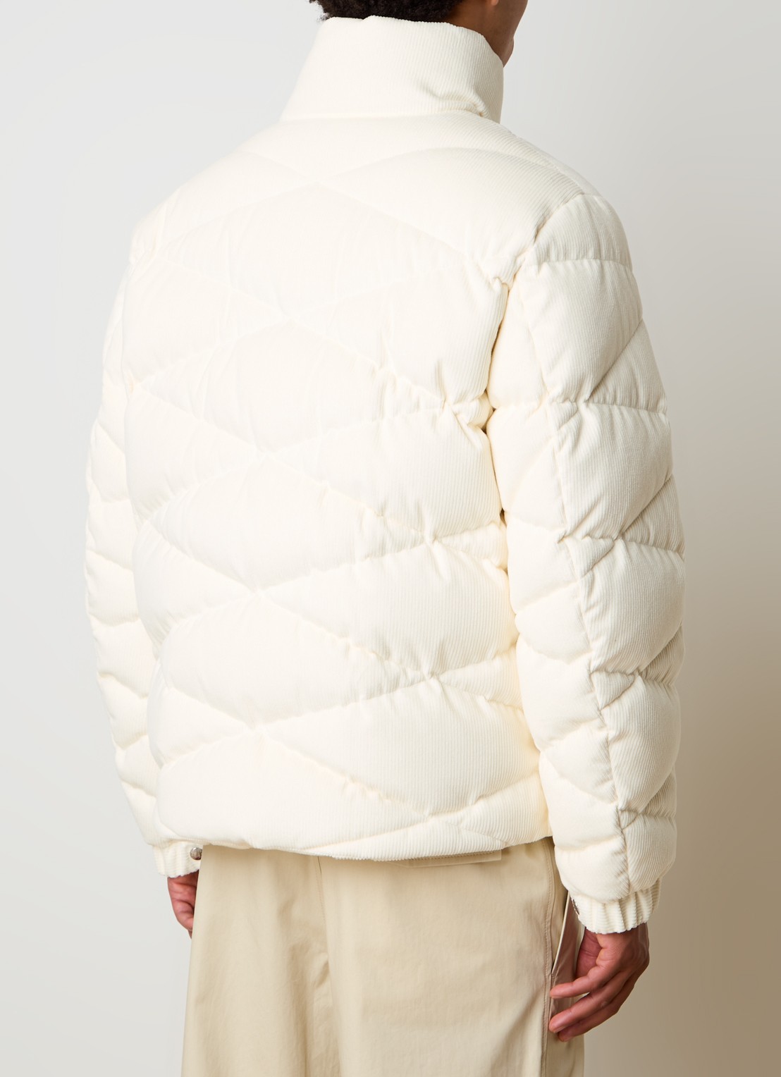 Moncler Kaver puffer jack van corduroy met donsvulling - achterkant 3 gebroken wit