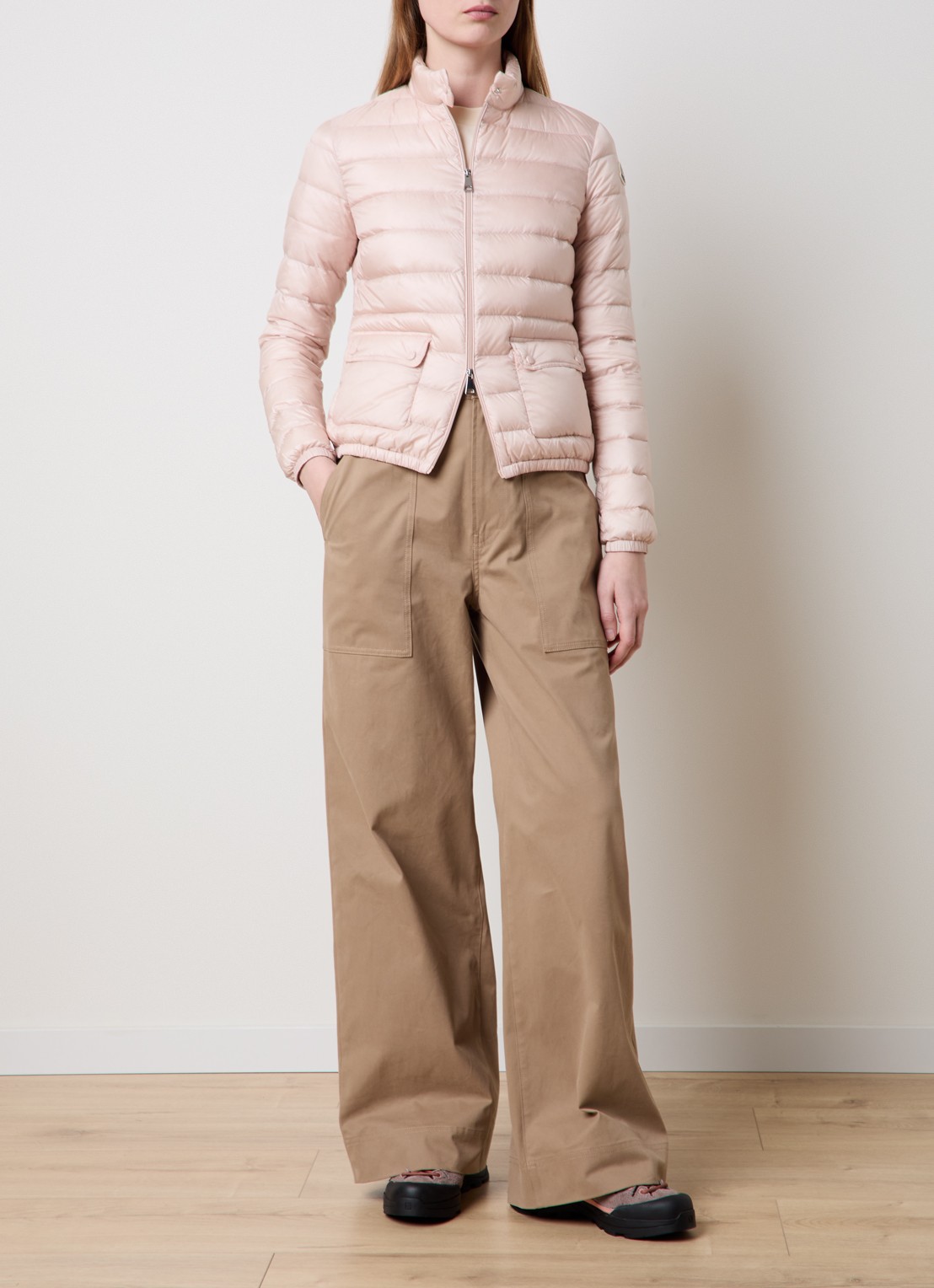 Moncler Lans gewatteerd jack met donsvulling en logoborduring - voorkant 6 roze