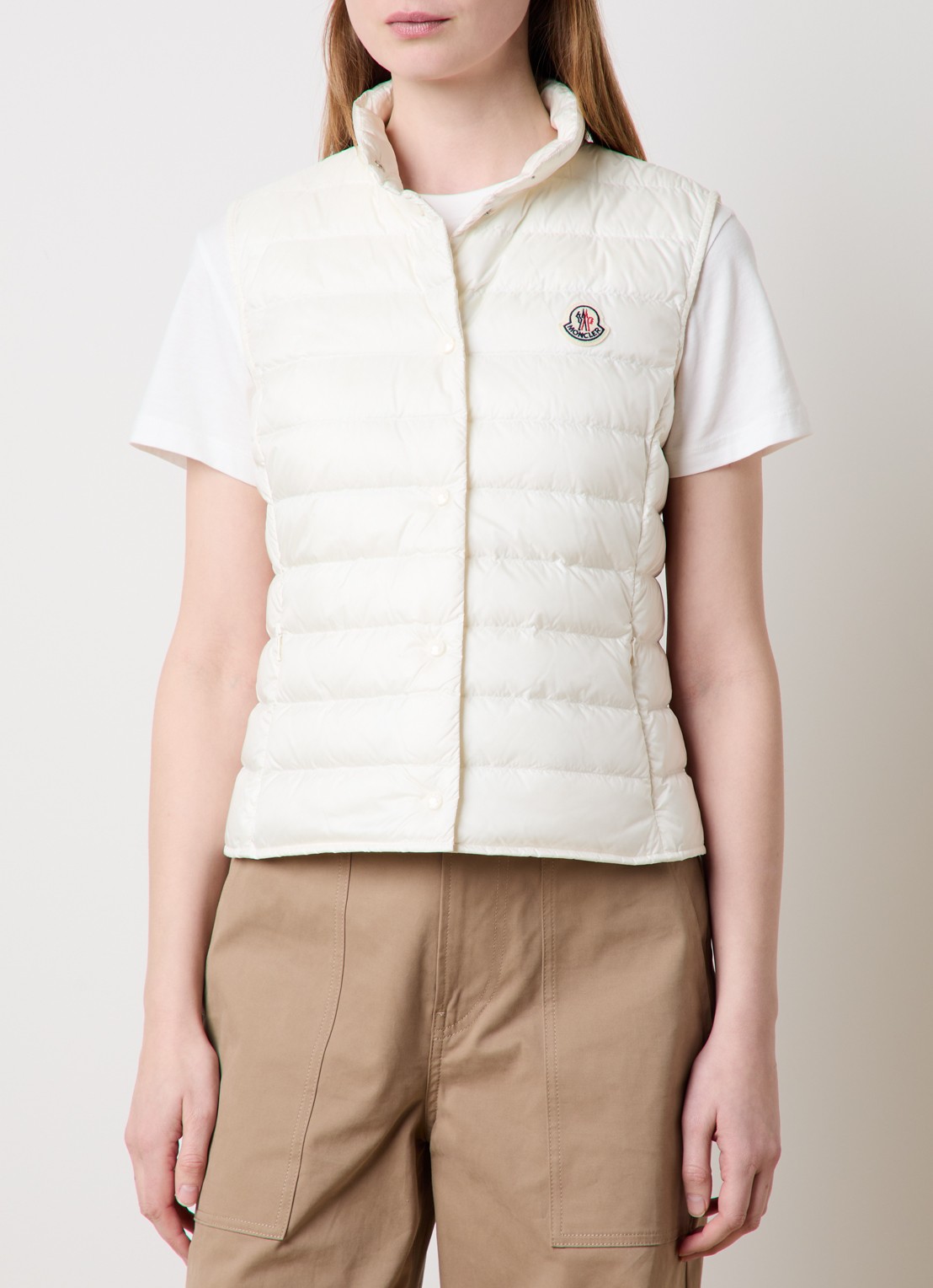 Moncler Liane gewatteerde bodywarmer met donsvulling en logo - detail 4 gebroken wit