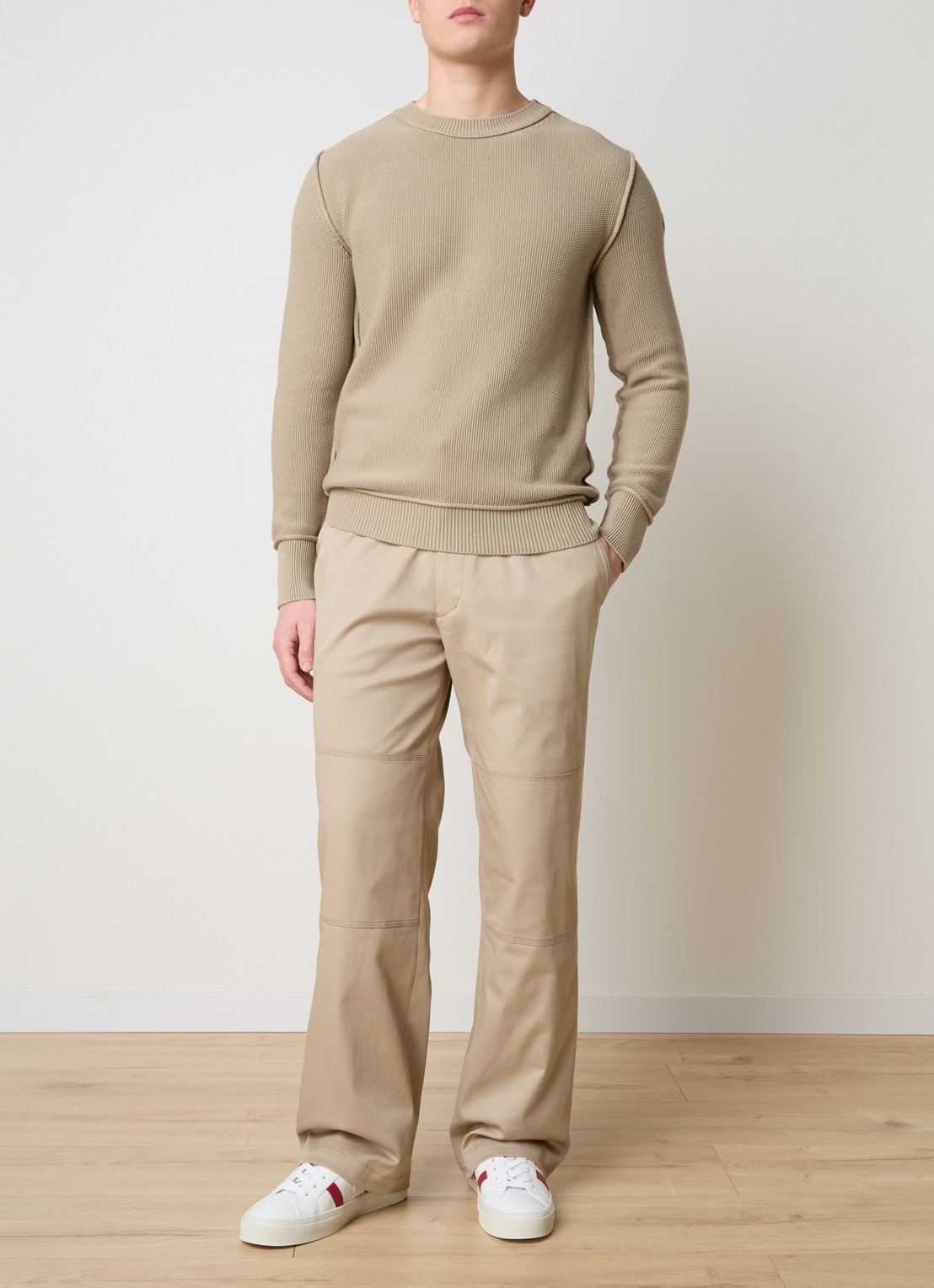 Moncler Loose fit chino met steekzakken - voorkant 6 khaki