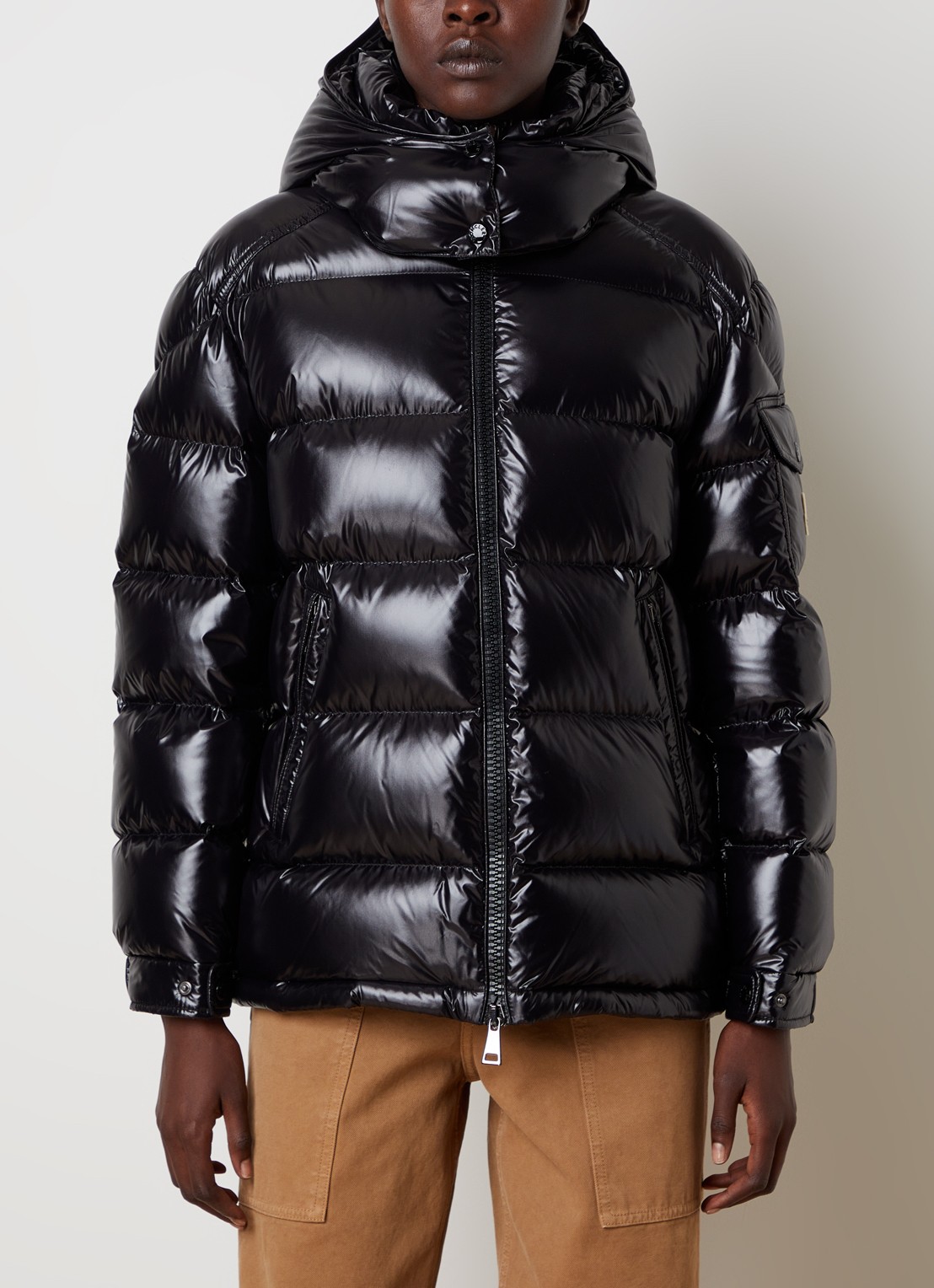 Moncler Maire puffer jack met donsvulling en afneembare capuchon - detail 4 zwart