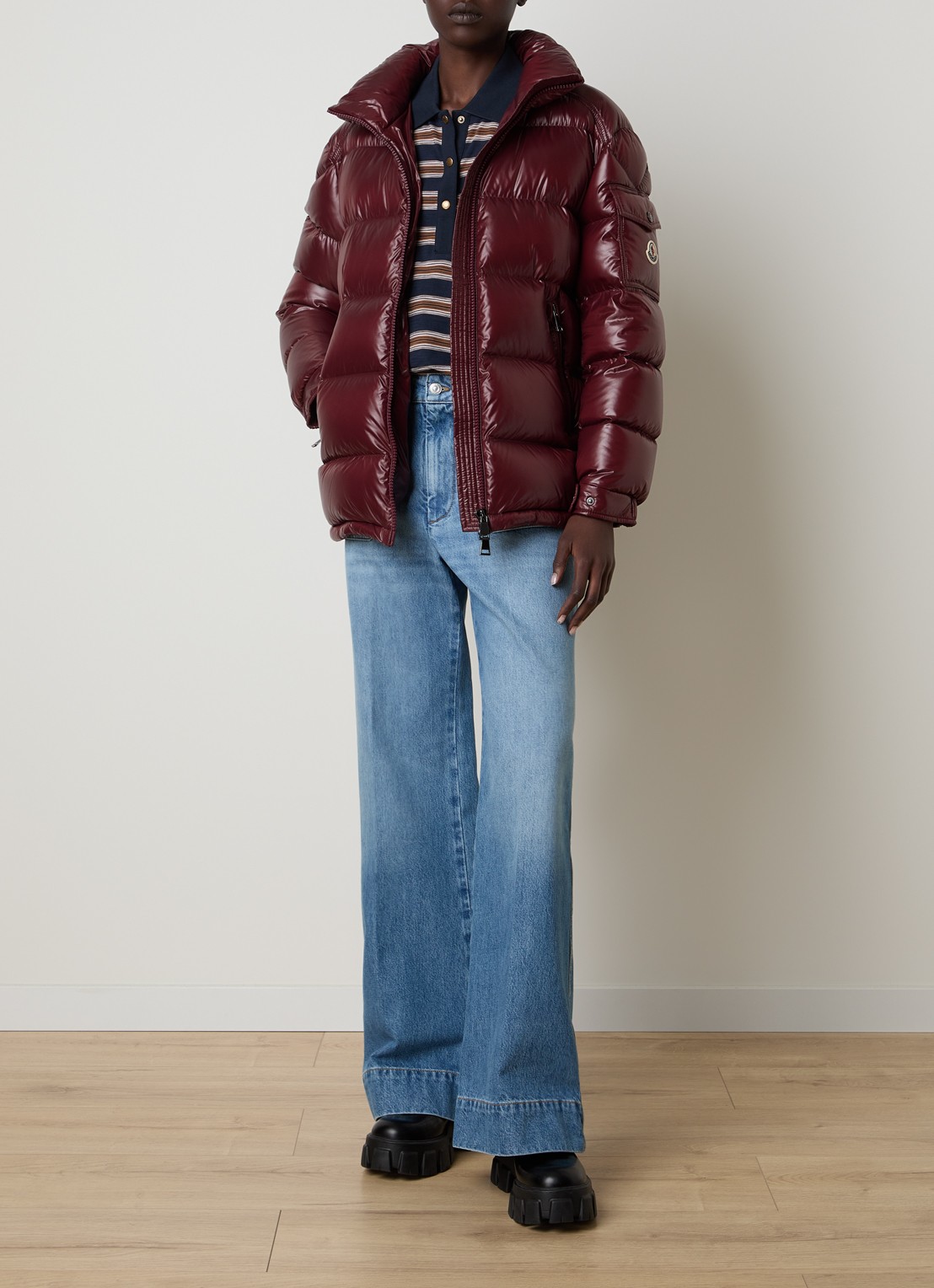Moncler Maire puffer jack met donsvulling en afneembare capuchon - voorkant 5 bordeauxrood