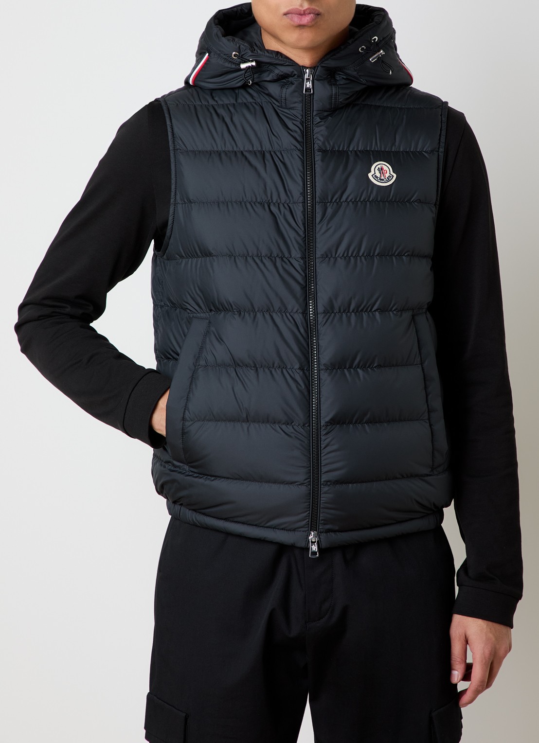 Moncler Marseillan gewatteerde bodywarmer met donsvulling en logo - detail 4 zwart