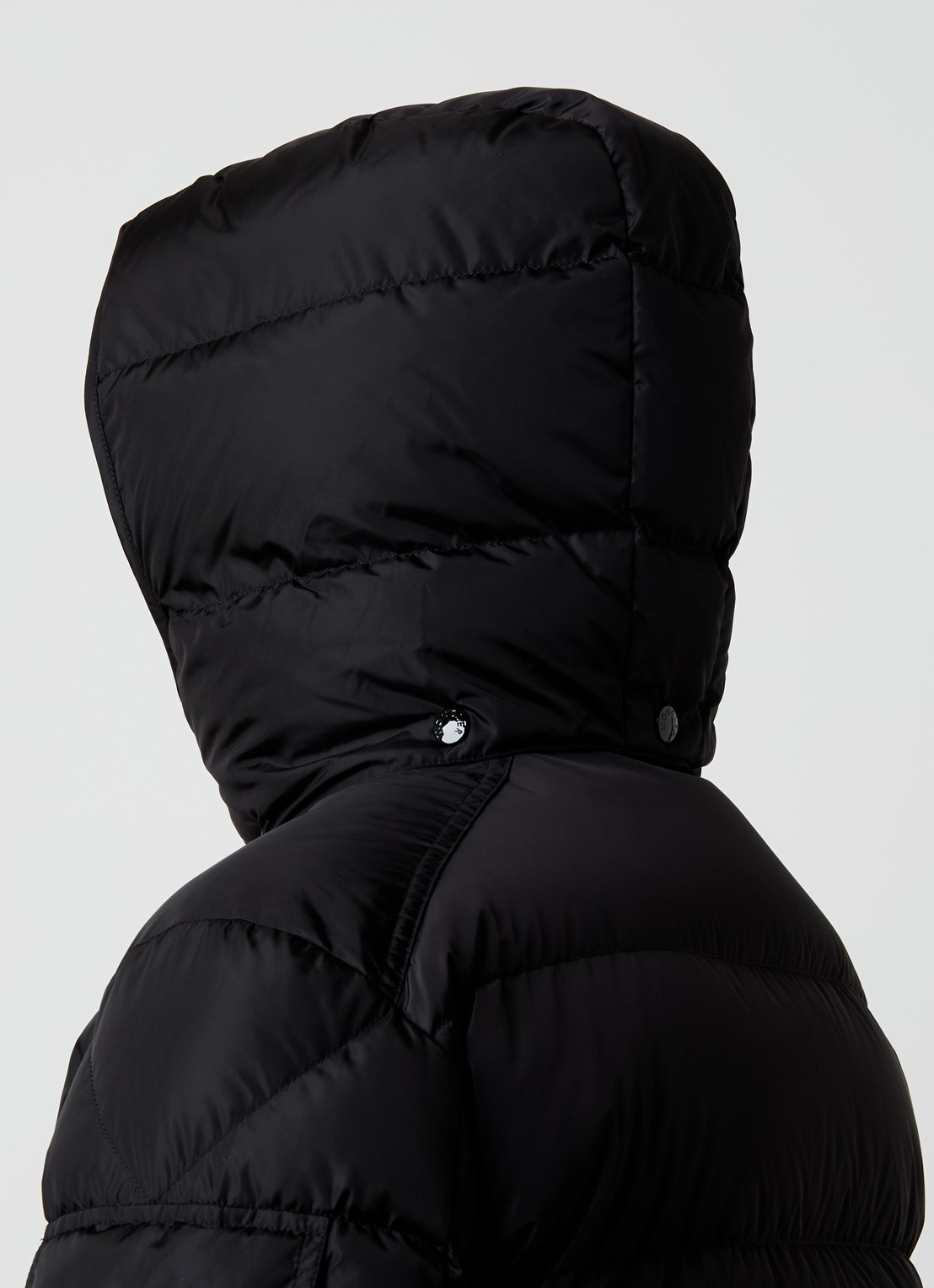 Moncler Maya puffer jack met donsvulling en afneembare capuchon - detail 4 zwart