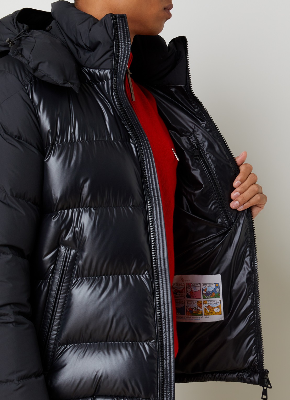Moncler Maya puffer jack met donsvulling en afneembare capuchon - detail 5 zwart