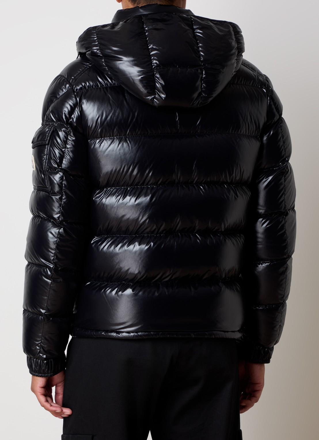 Moncler Maya pufferjas met donsvulling - achterkant 6 zwart