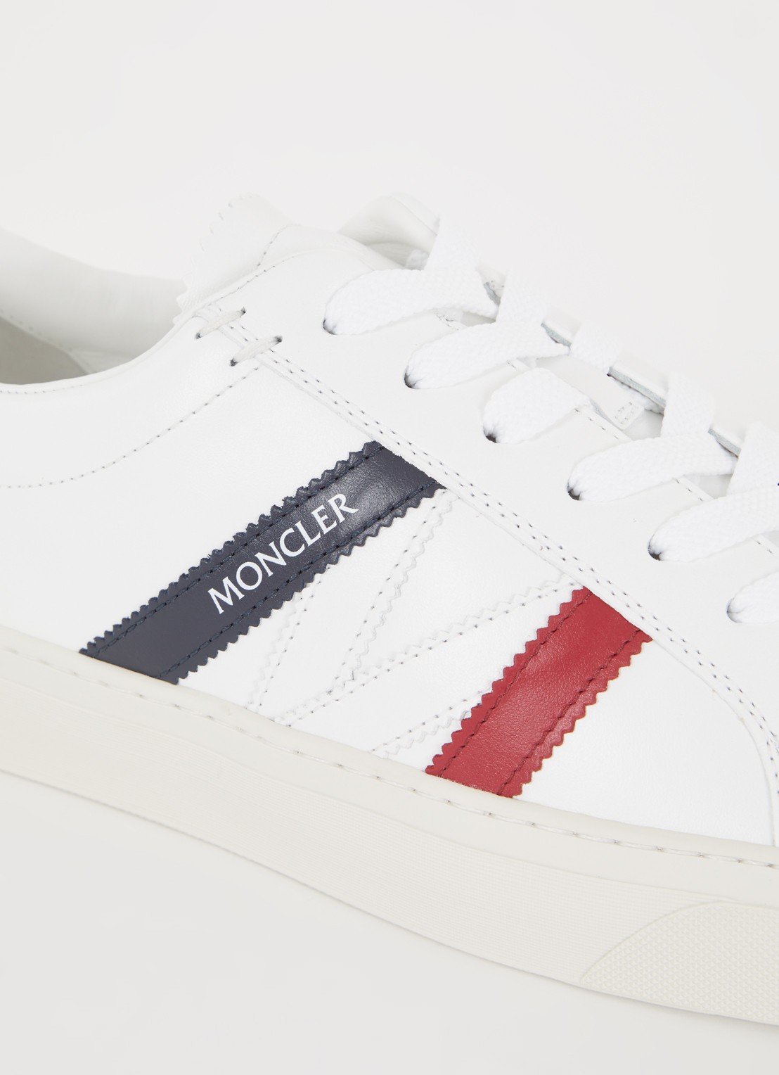 Moncler Monaco sneaker van kalfsleer met logo - detail 7 wit