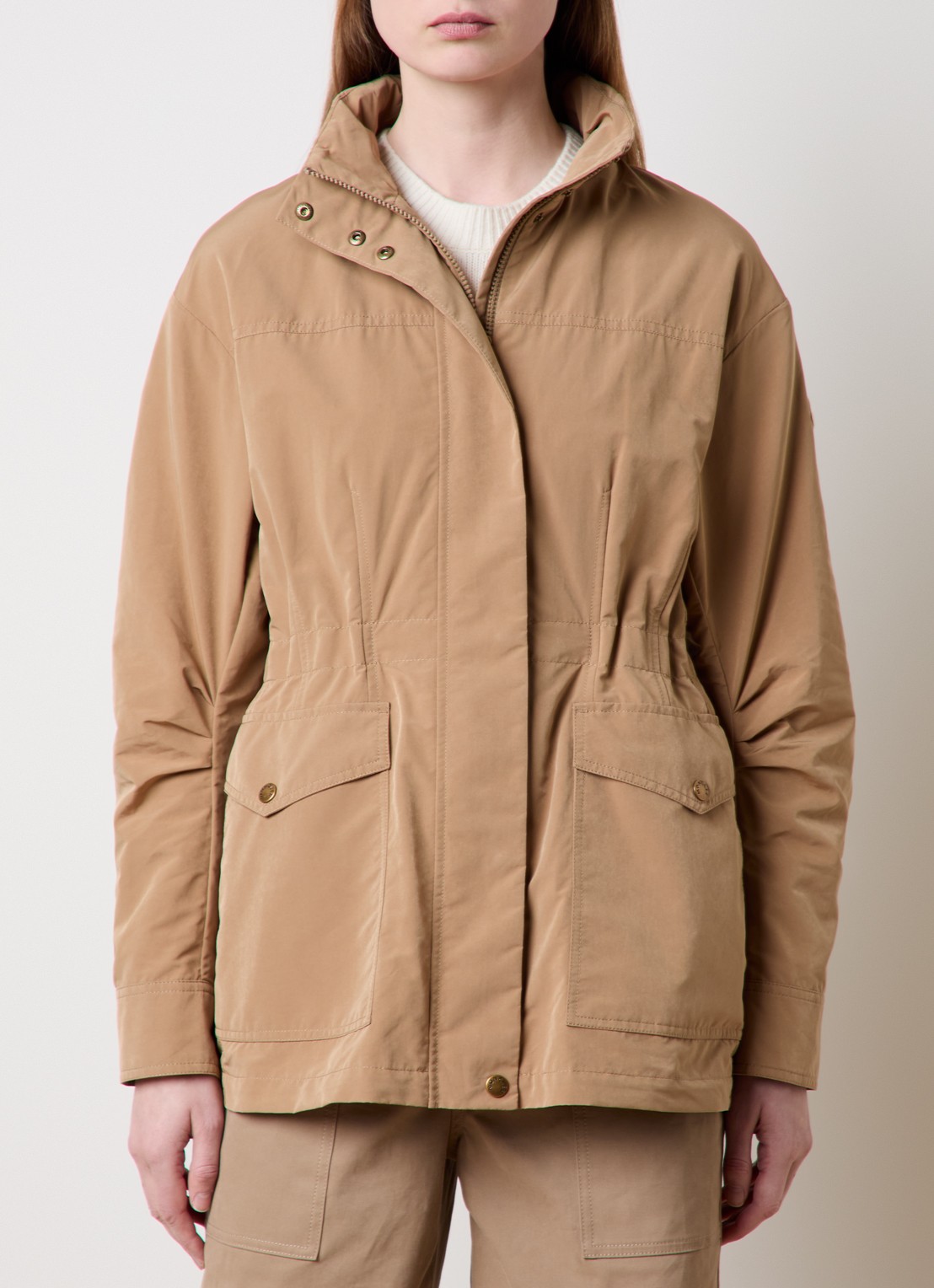 Moncler Nades parka met capuchon en logo - detail camel