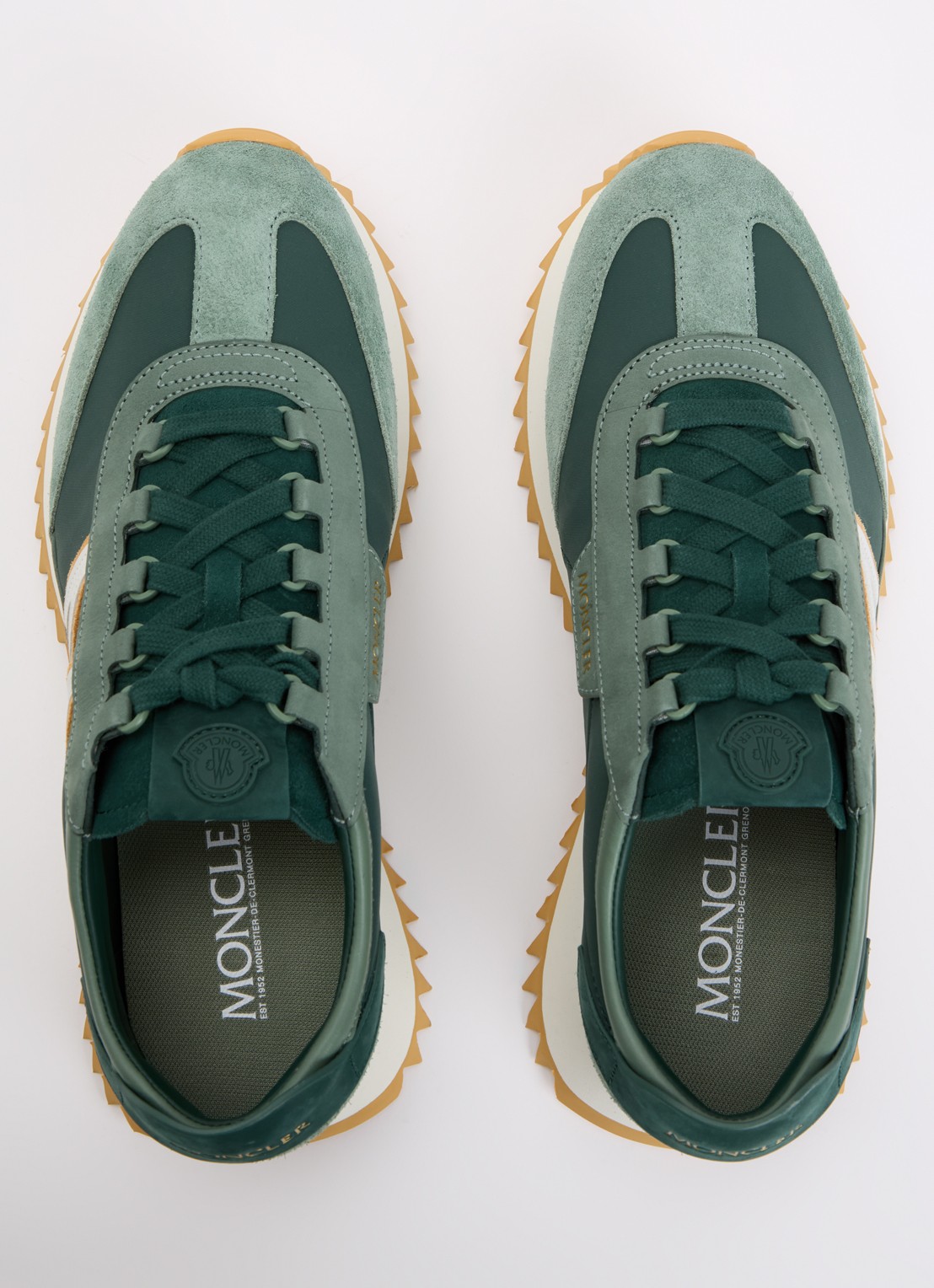 Moncler Pacey2 sneaker met suède en nubuck details - detail 2 lindegroen