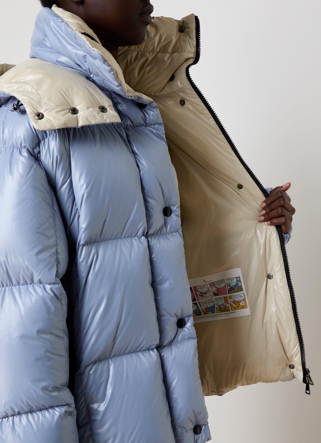 Moncler Parana puffer jack met donsvulling en afneembare capuchon - detail 2 donkerblauw