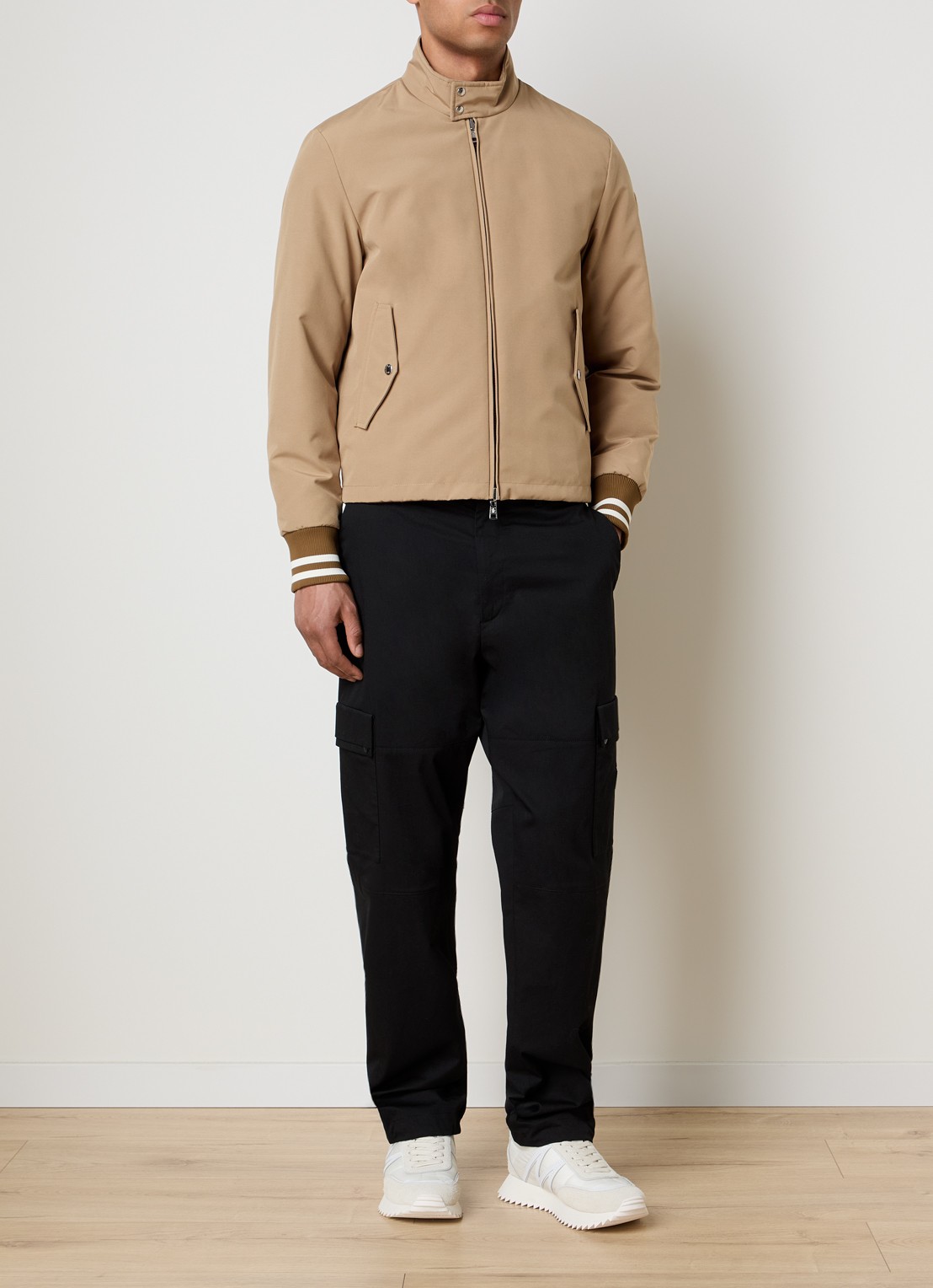 Moncler Prieure reversible bomberjack met opstaande kraag - voorkant 6 camel