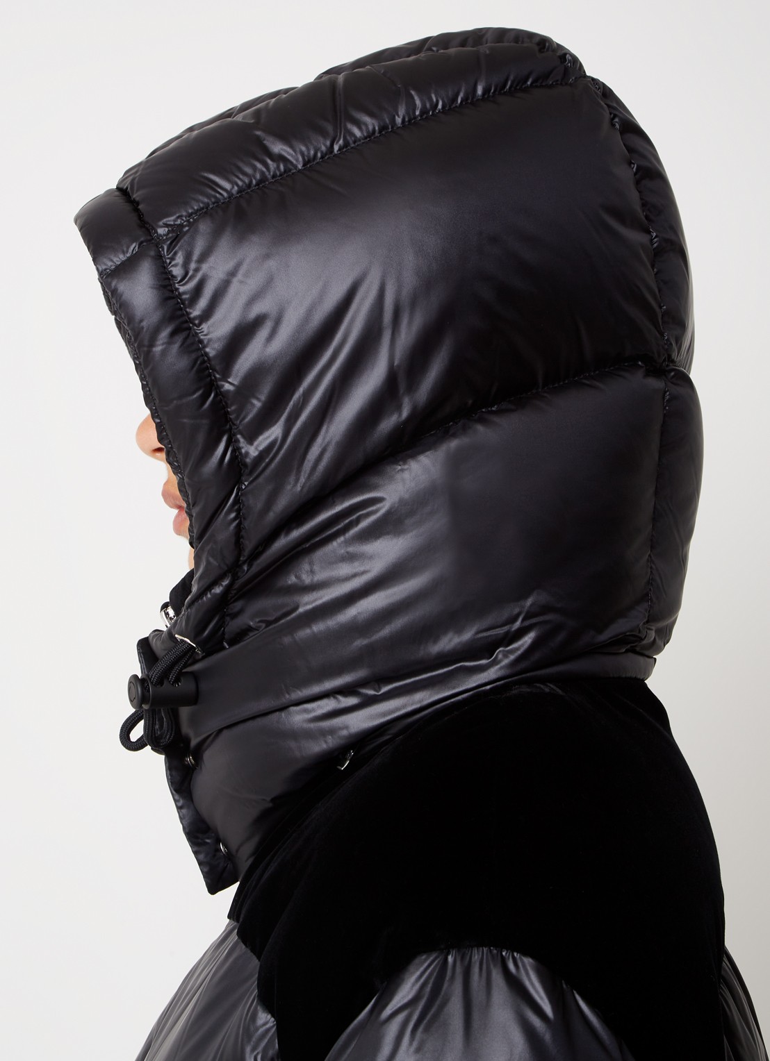 Moncler Puffer jack met donsvulling en details van fluweel - detail 4 zwart