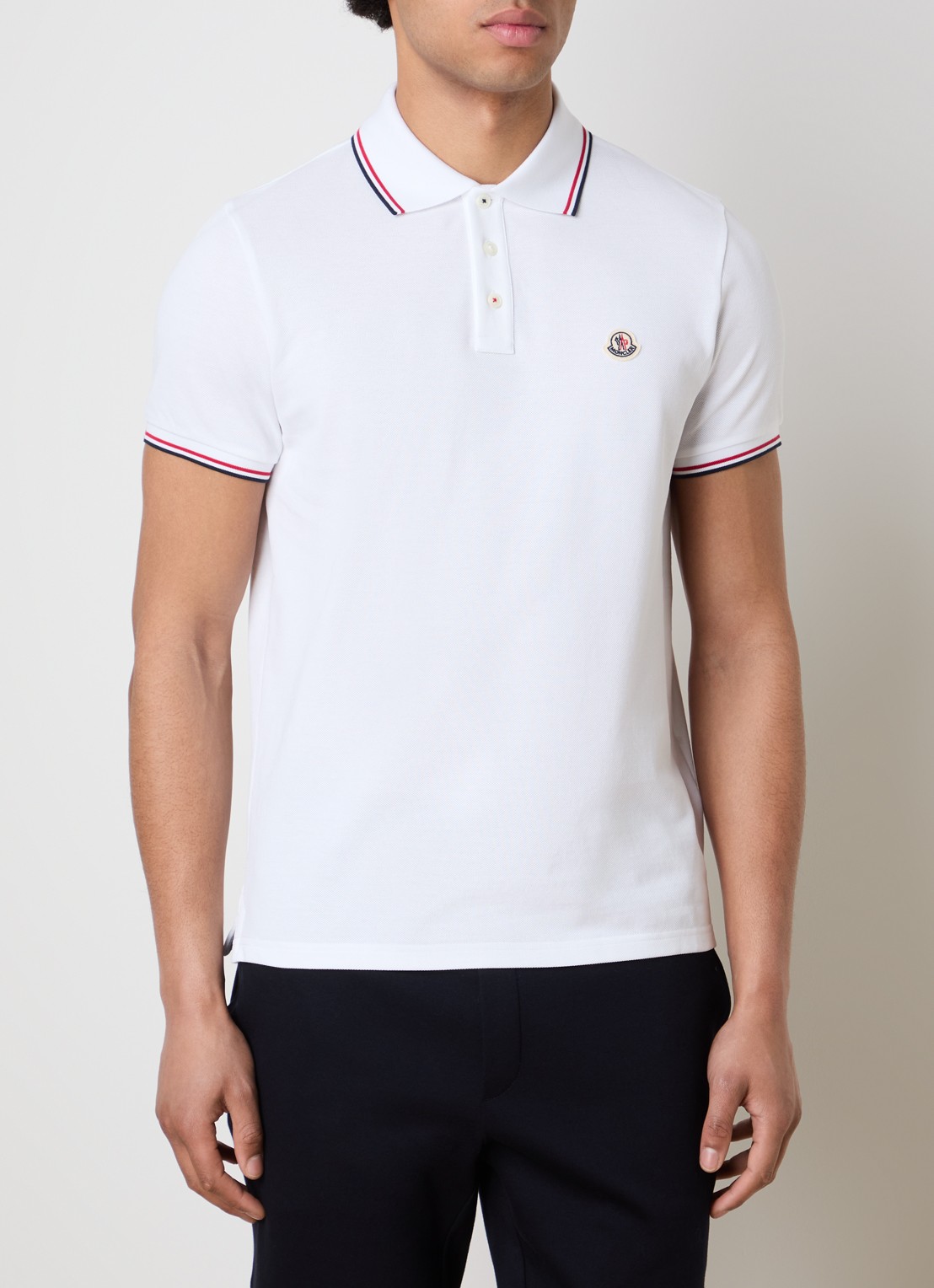 Moncler Regular fit polo van piqué katoen met logo - detail 2 wit