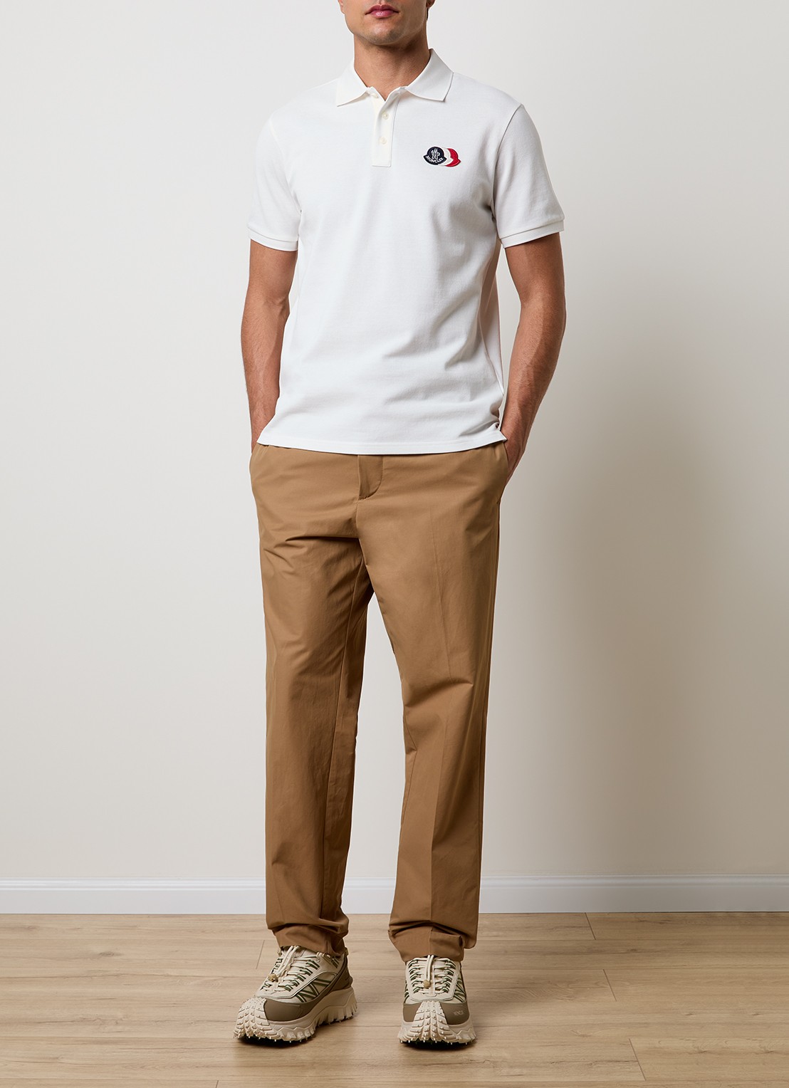 Moncler Regular fit polo van piqué katoen met logoborduring - voorkant 5 wit
