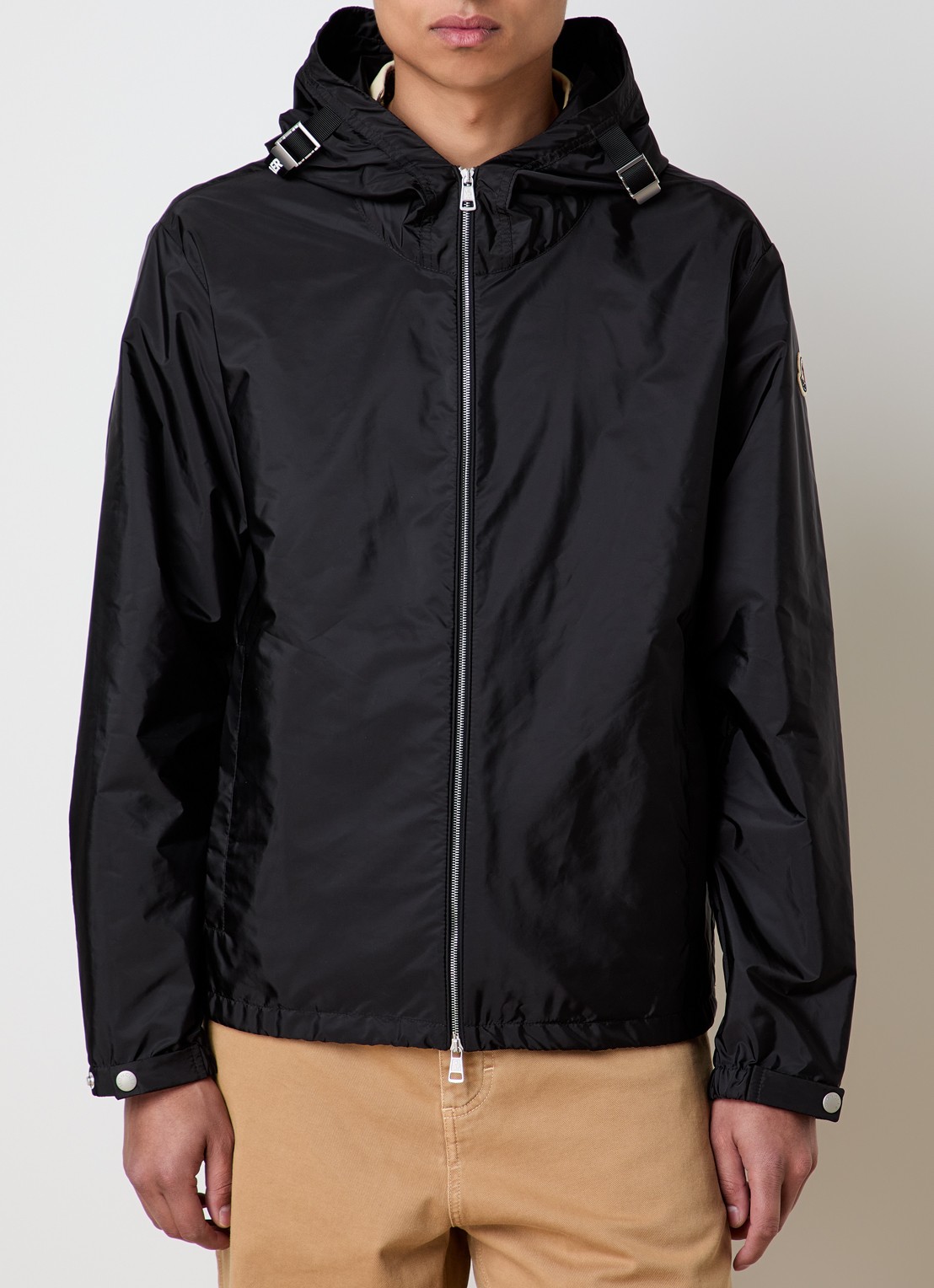 Moncler Remoray windjack met capuchon en steekzakken - detail 4 zwart
