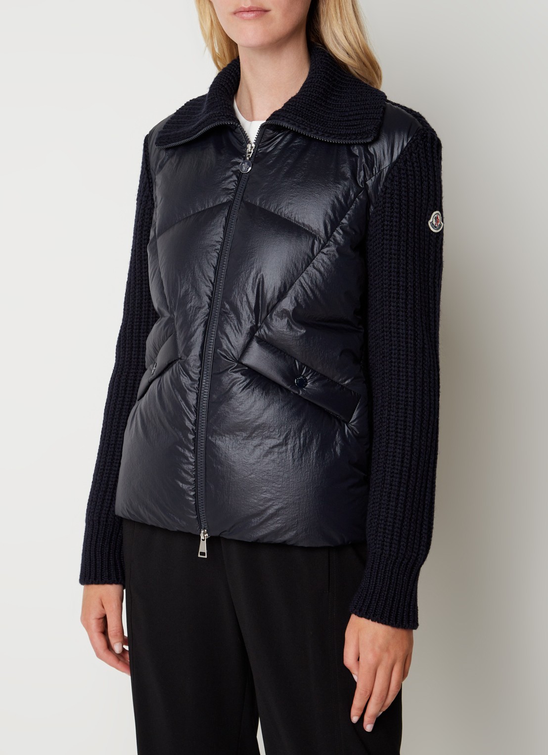 Moncler Ribgebreid vest in wolblend met gewatteerd voorpand - detail 4 donkerblauw