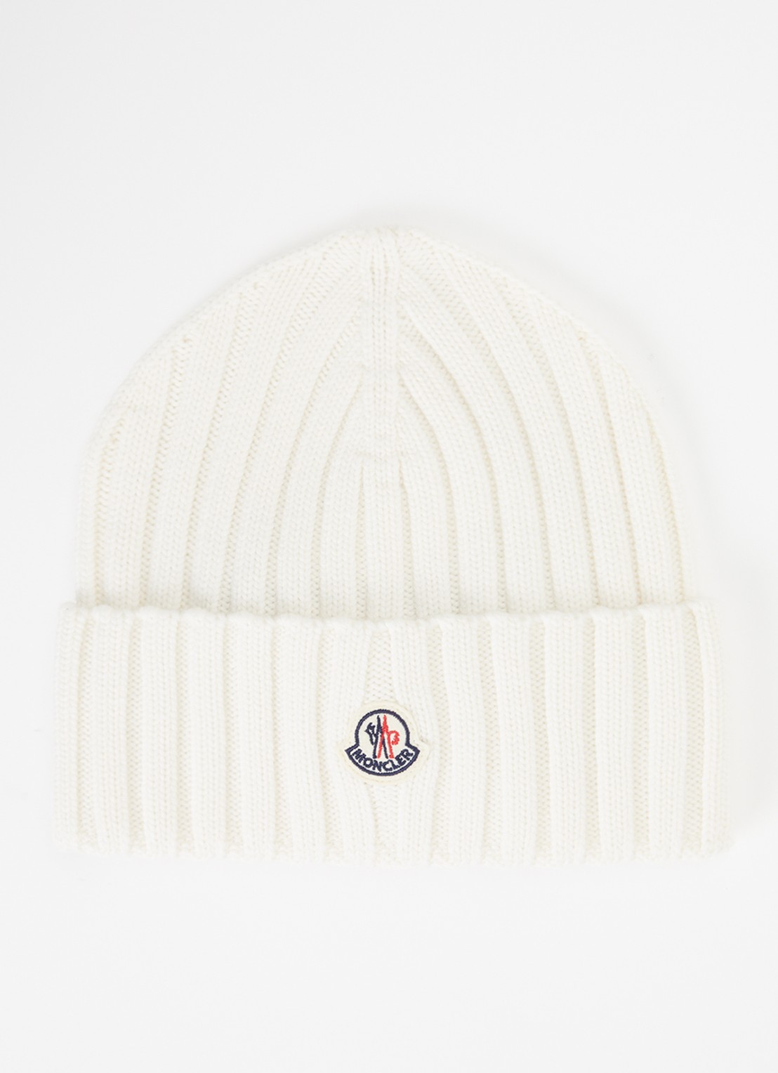 Moncler Ribgebreide muts van wol met logo - voorkant ivoor