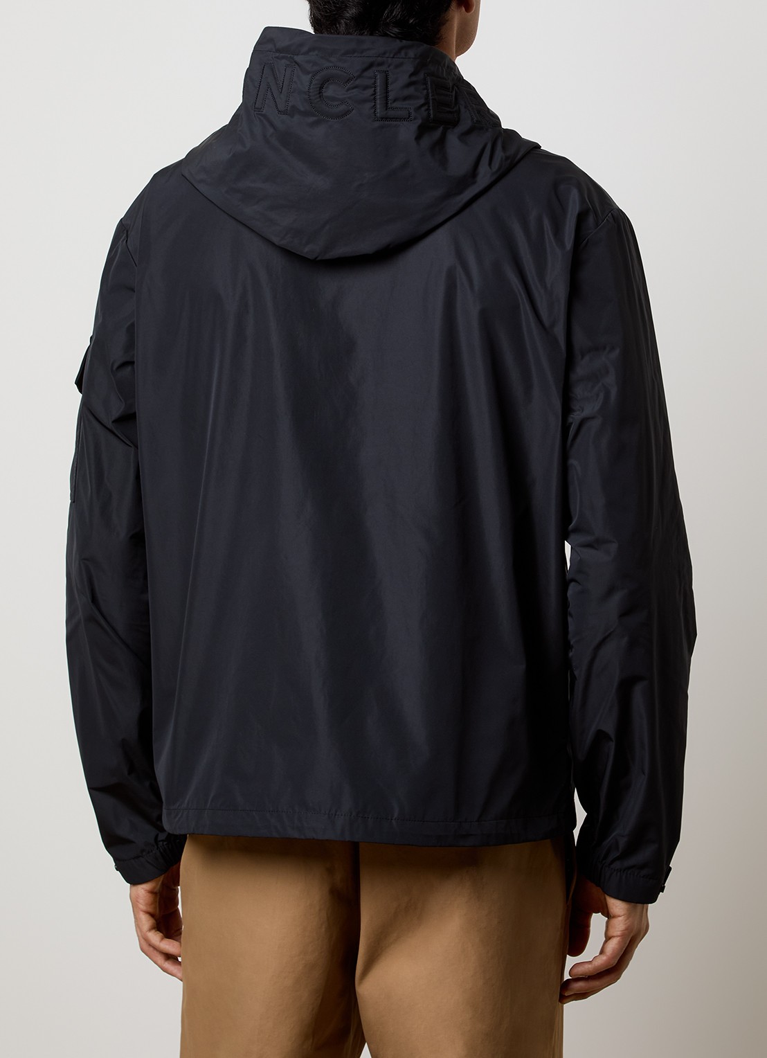 Moncler Sassiere windjack met capuchon en steekzakken - achterkant 6 zwart