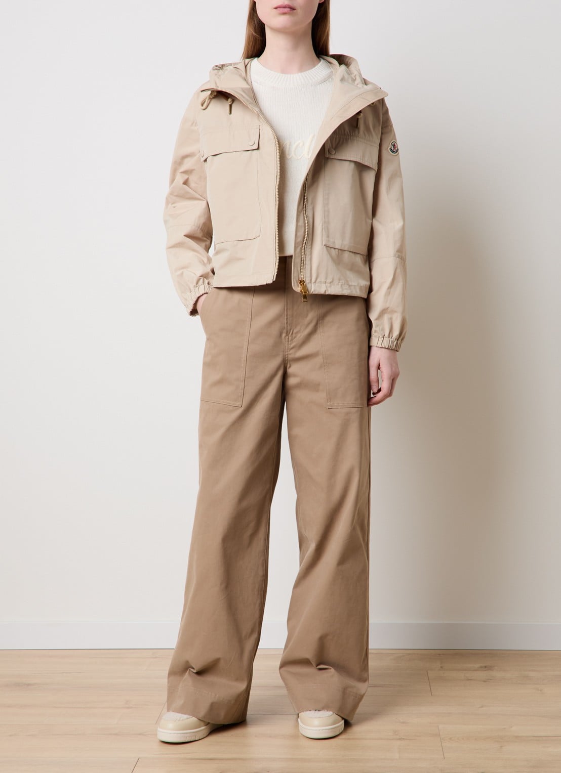 Moncler Sauvan jack met opgestikte zakken - voorkant 2 beige