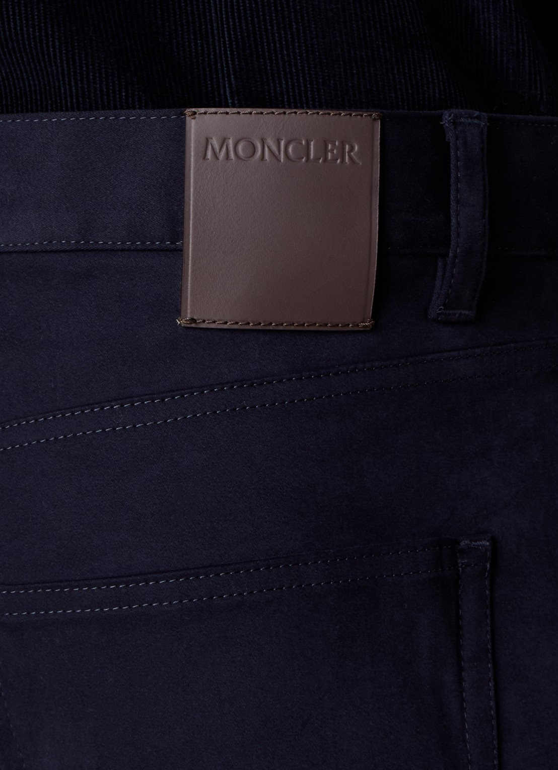 Moncler Slim fit chino met steekzakken - detail 6 donkerblauw