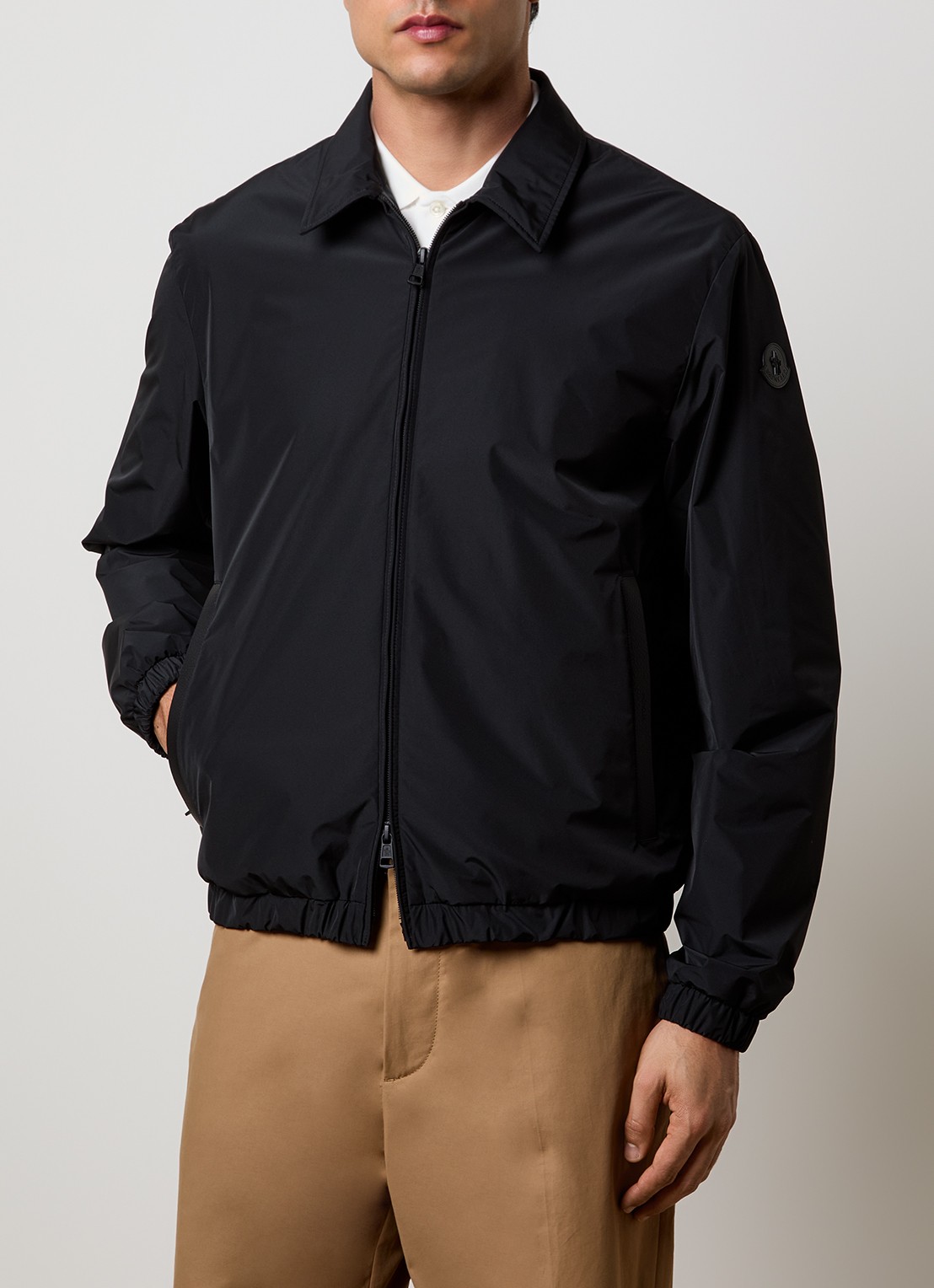Moncler Socot jack met ritszakken - detail zwart