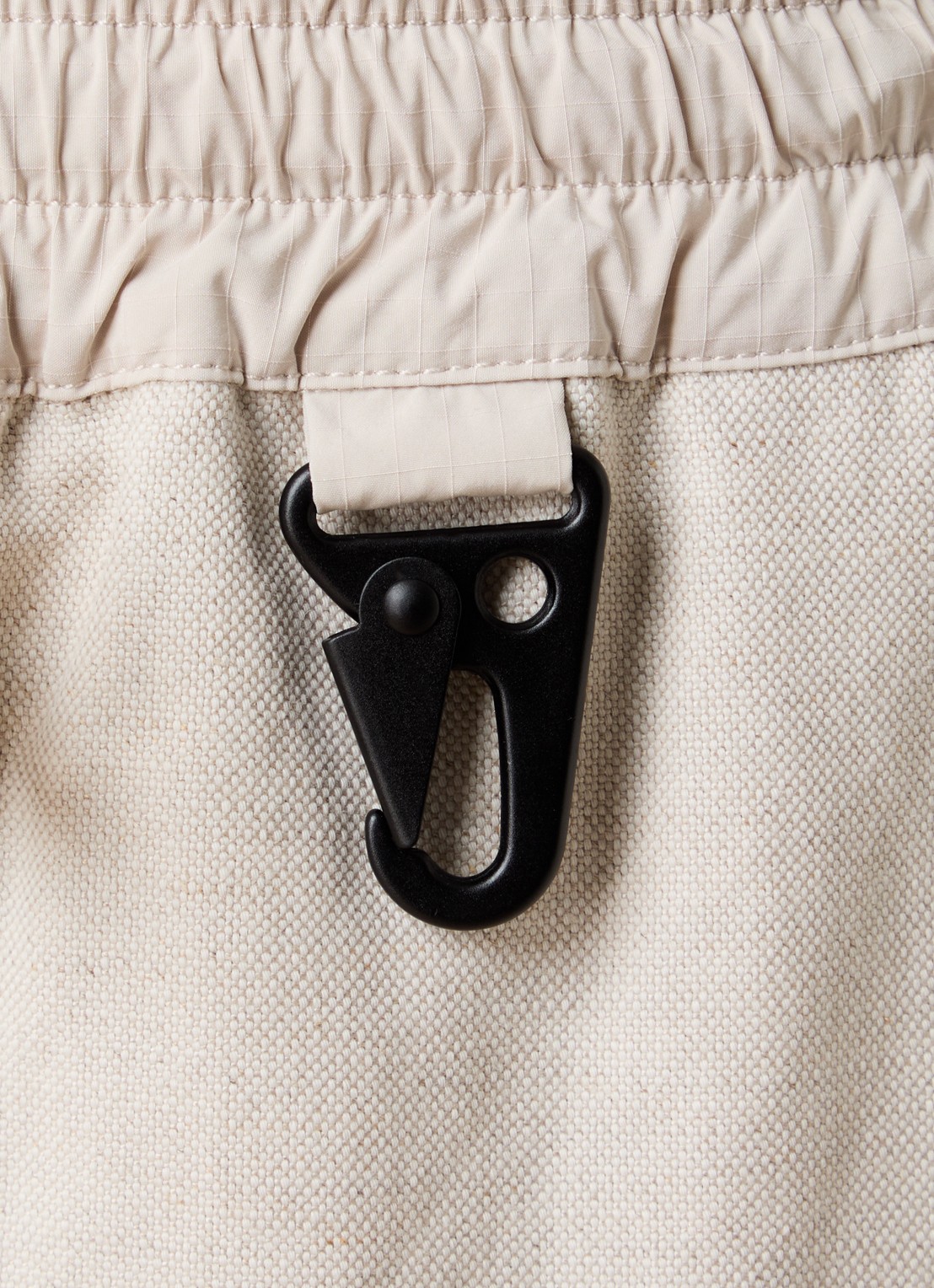 Moncler Sportivo tapered fit cargobroek in linnenblend met klepzakken - detail 6 beige