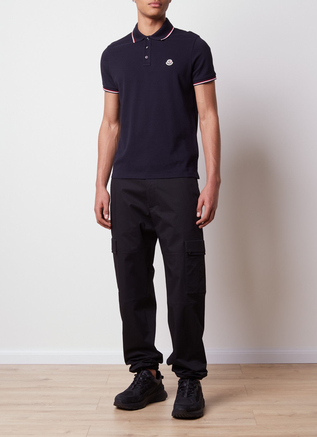 Moncler Straight fit cargobroek met logo - voorkant 6 zwart